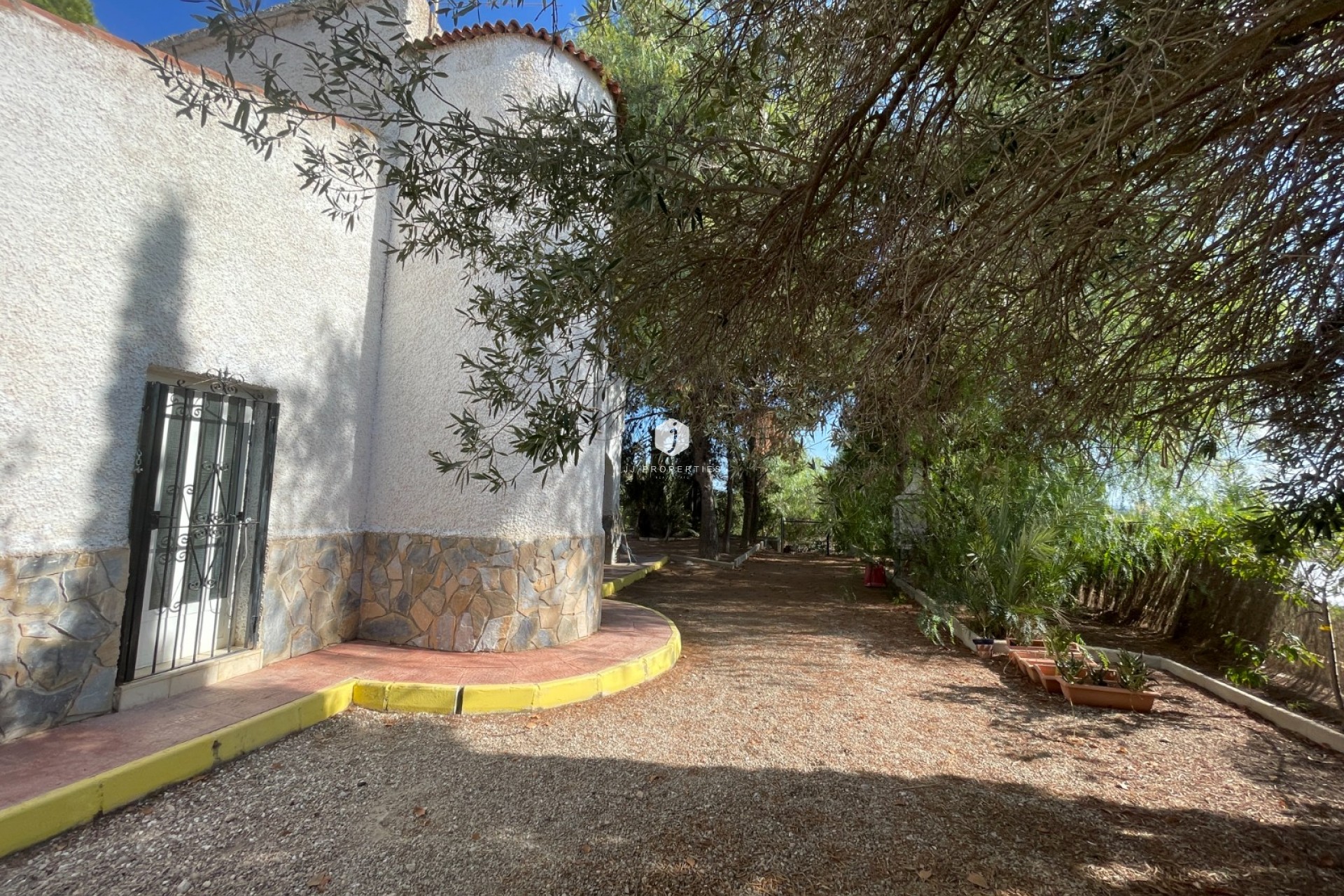 Resale - Country Property -
Albatera - Inland