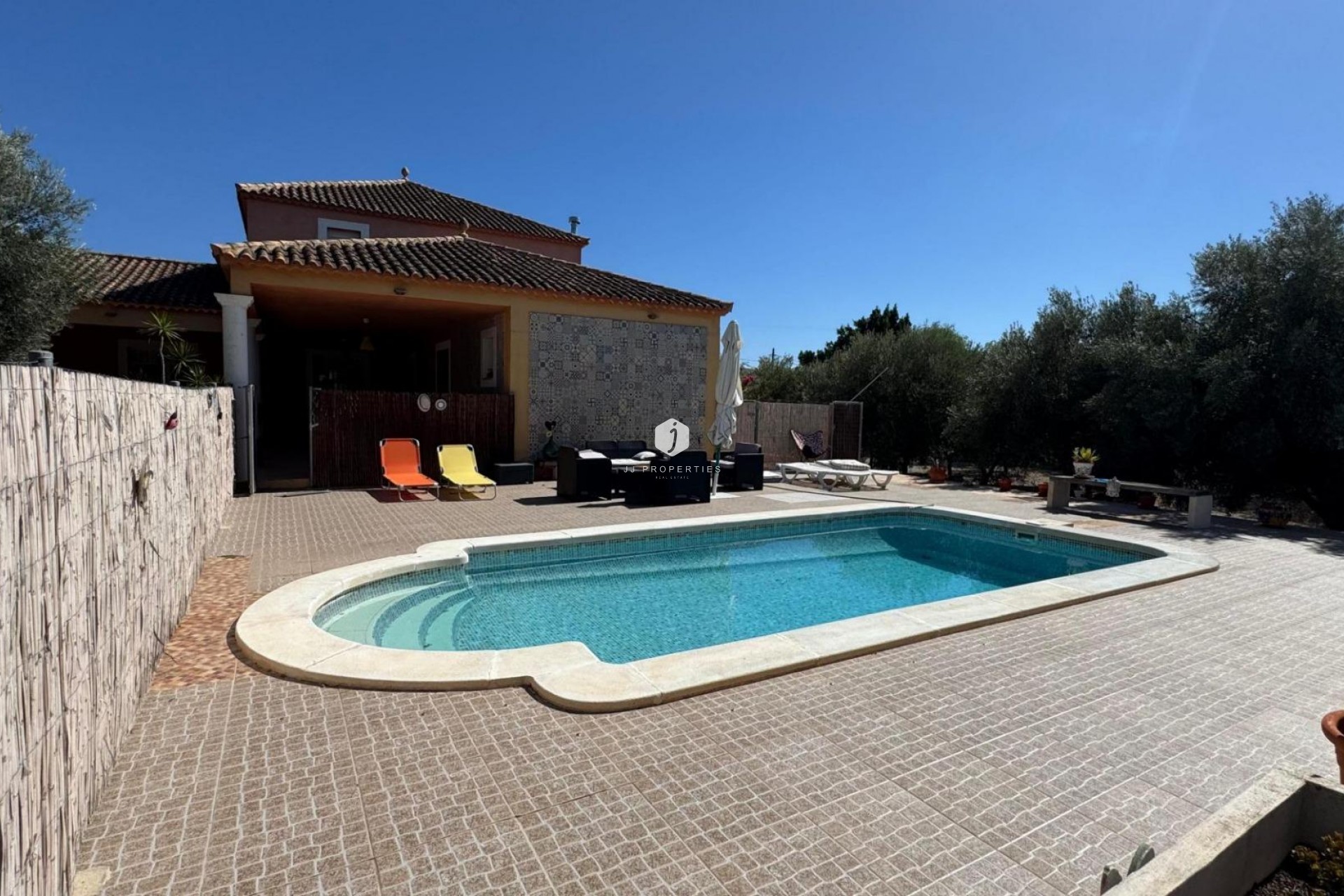 Resale - Country Property -
Albatera - Inland