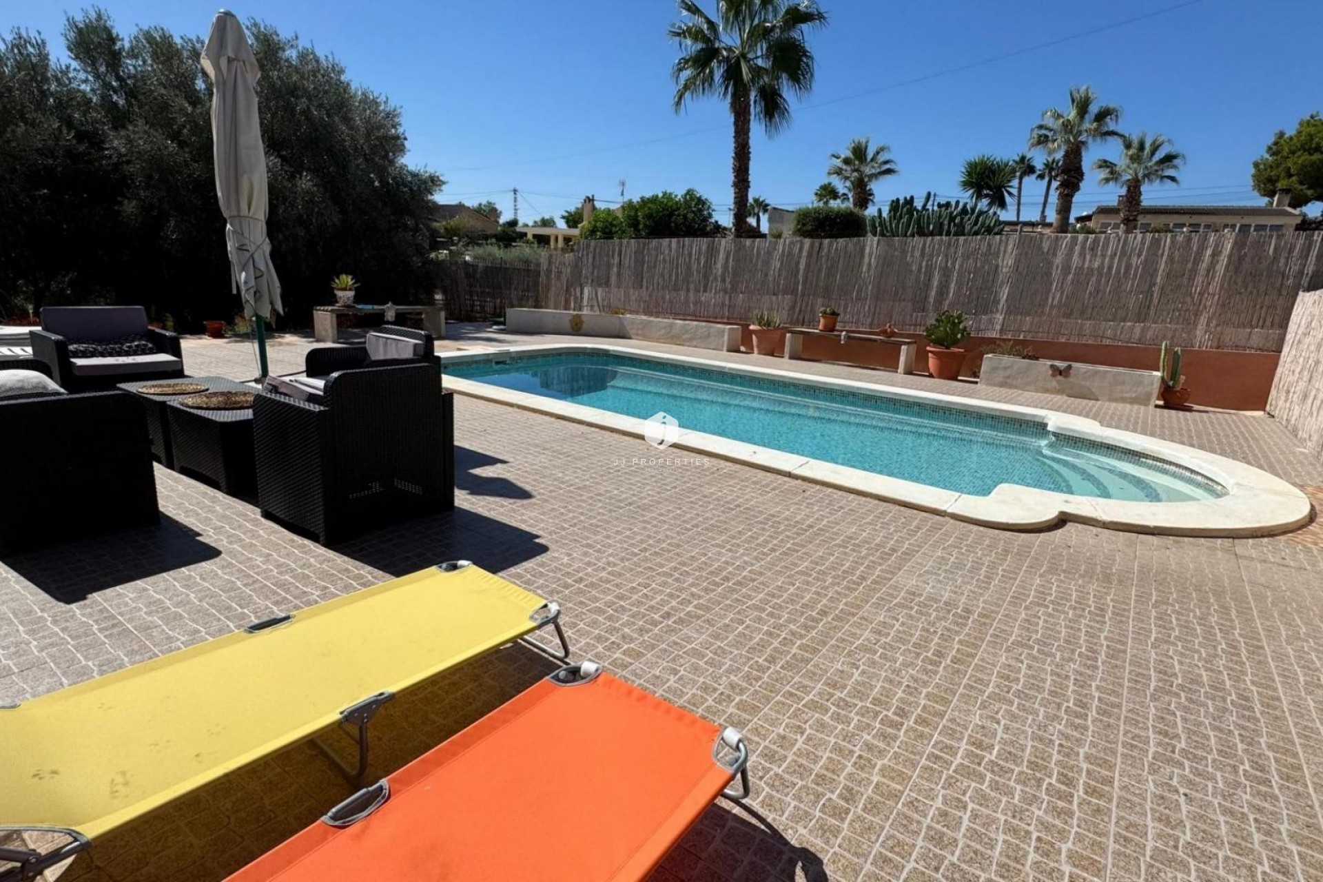 Resale - Country Property -
Albatera - Inland