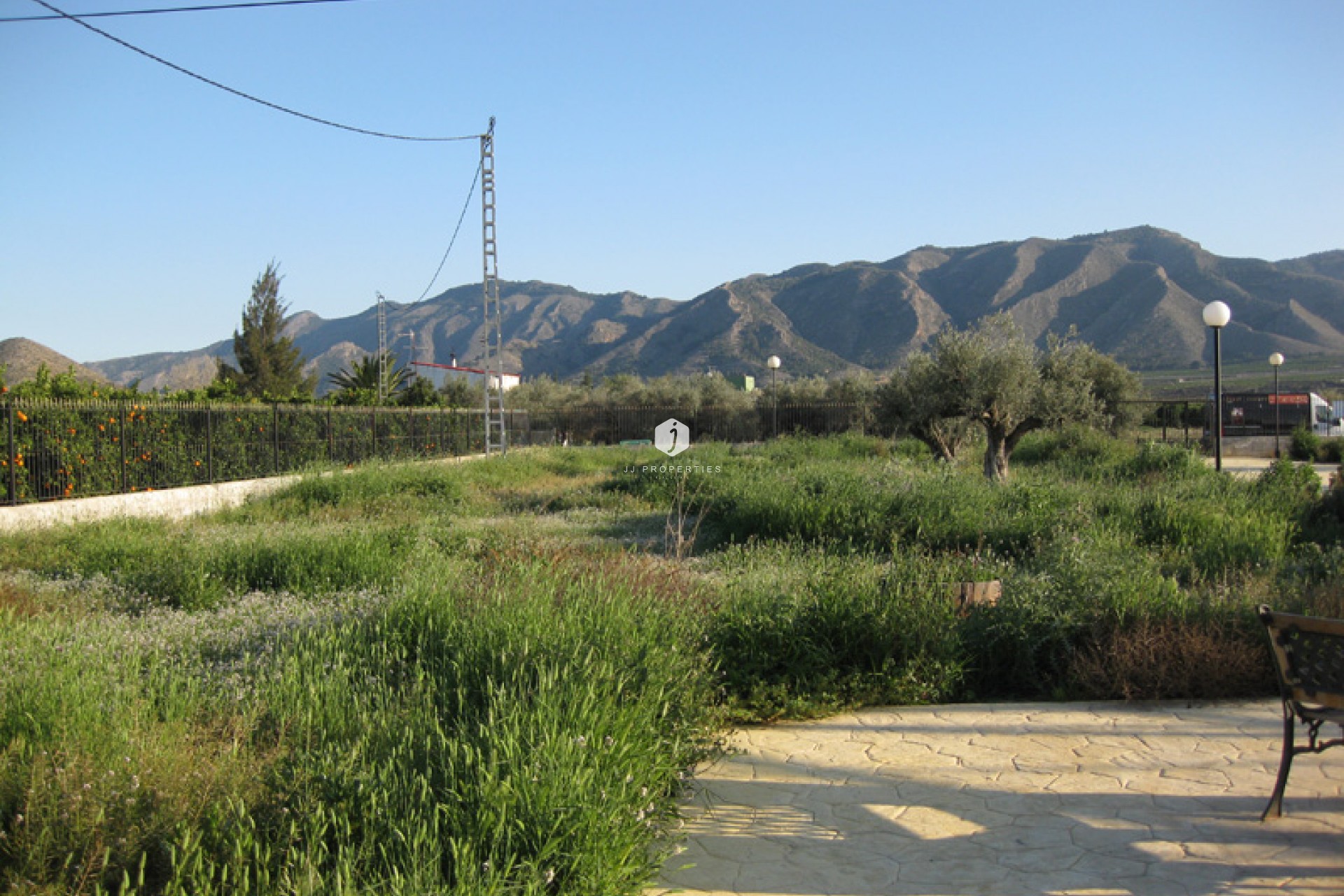 Resale - Country Property -
Benferri - Inland