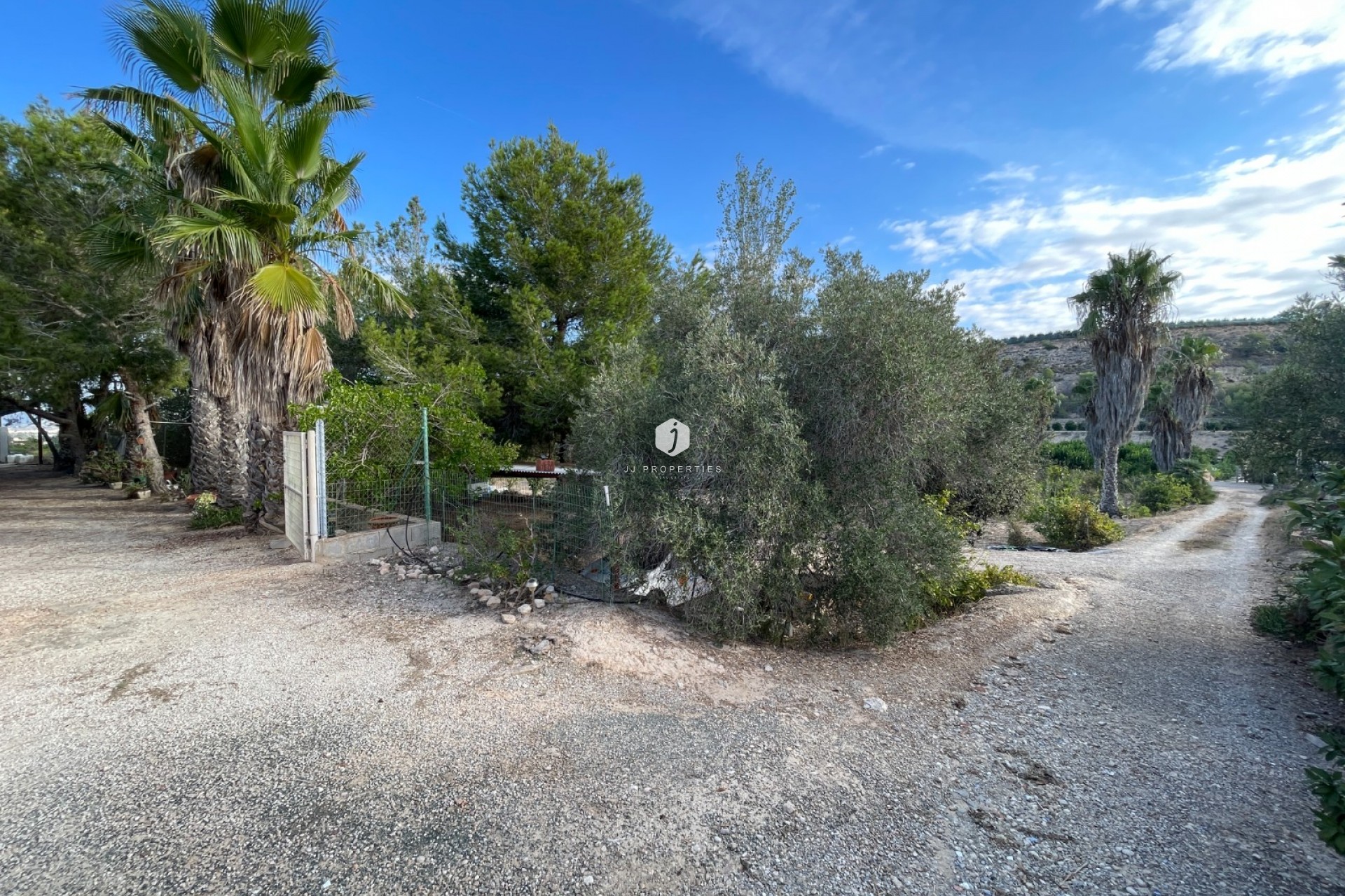 Resale - Country Property -
Jacarilla - Inland