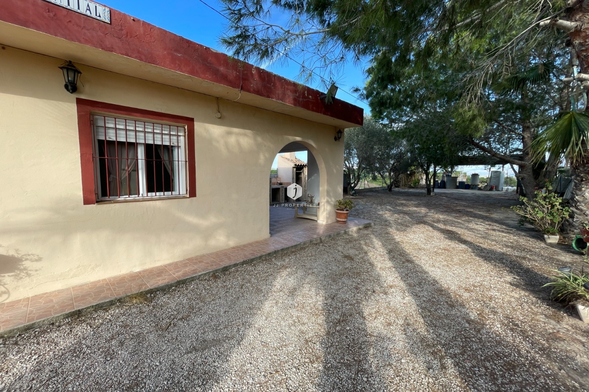 Resale - Country Property -
Jacarilla - Inland