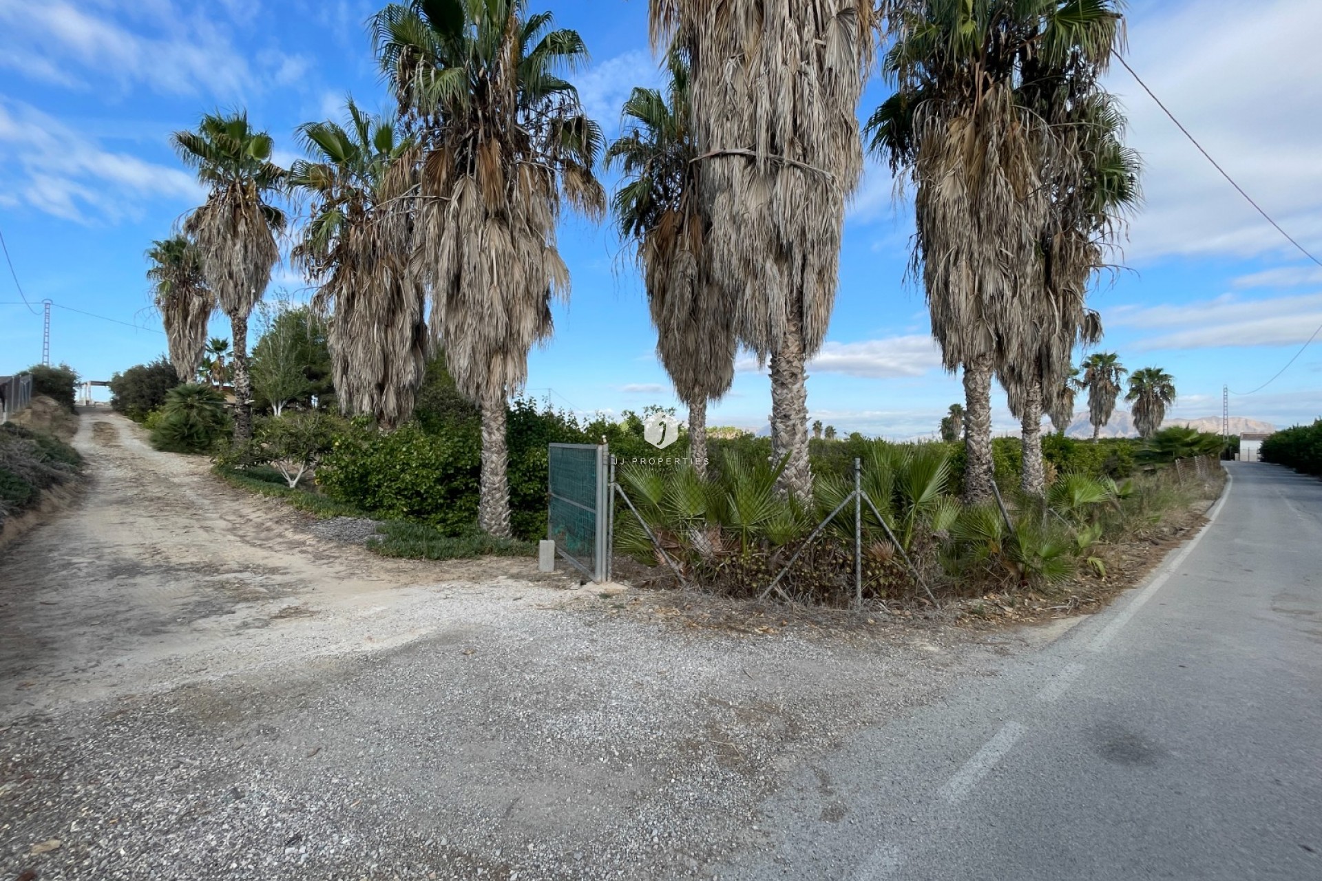 Resale - Country Property -
Jacarilla - Inland