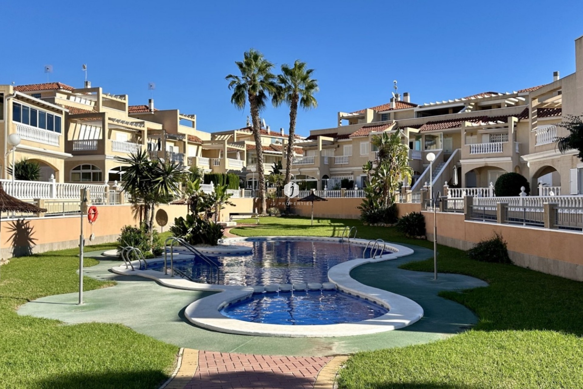 Resale - Duplex -
Orihuela Costa - Costa Blanca