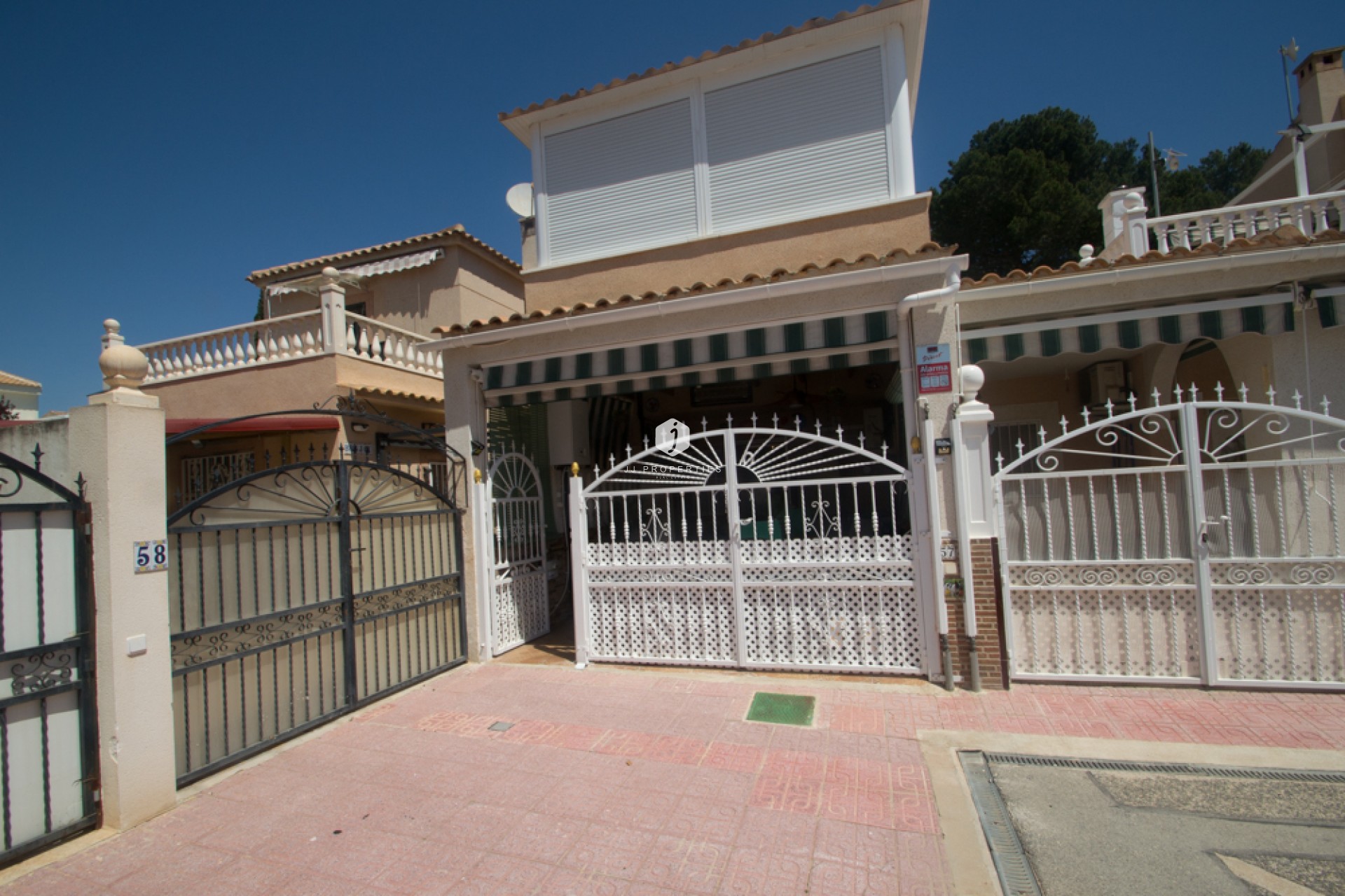 Resale - Duplex -
Torrevieja - Costa Blanca
