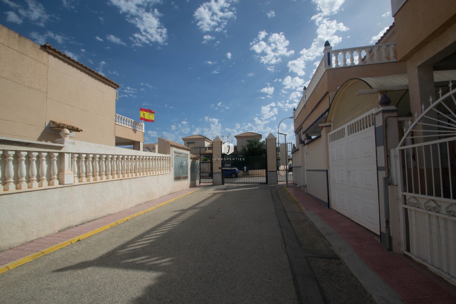 Resale - Duplex -
Torrevieja - Costa Blanca