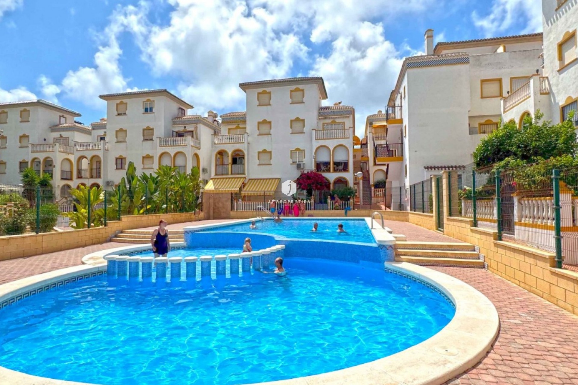 Resale - Duplex -
Torrevieja - Costa Blanca