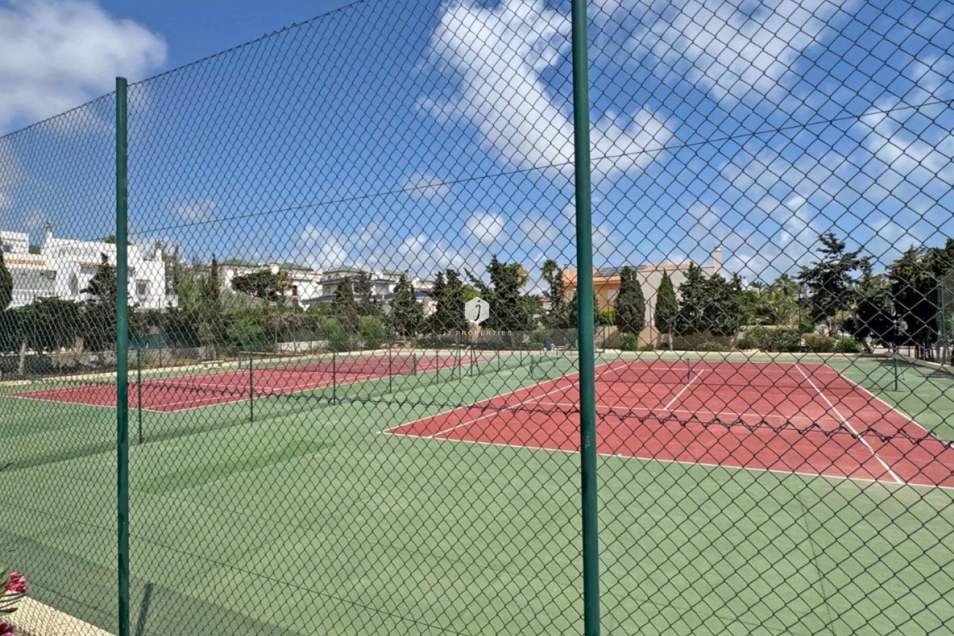 Resale - Duplex -
Torrevieja - Costa Blanca