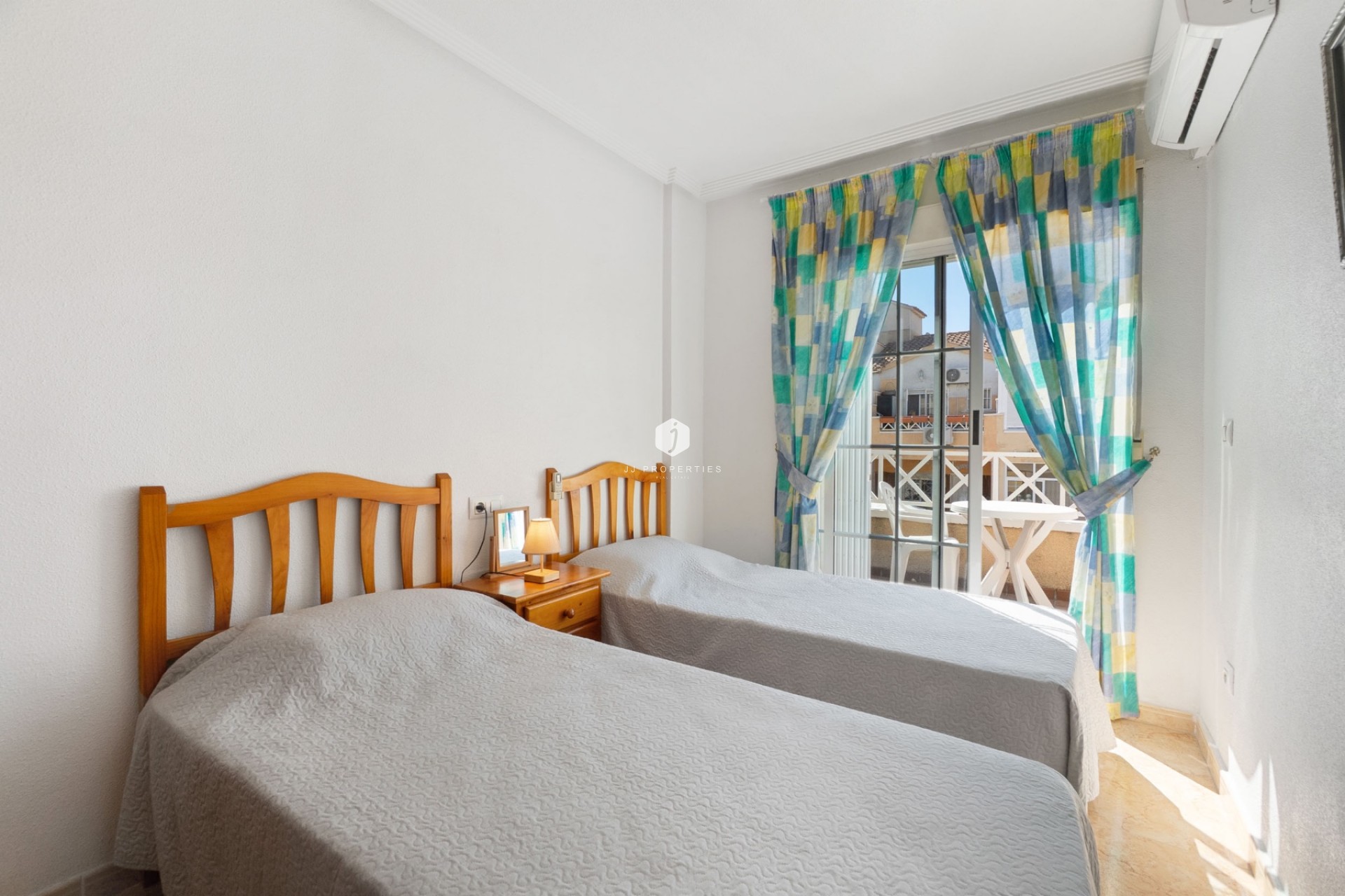 Resale - Duplex -
Torrevieja - Nueva Torrevieja