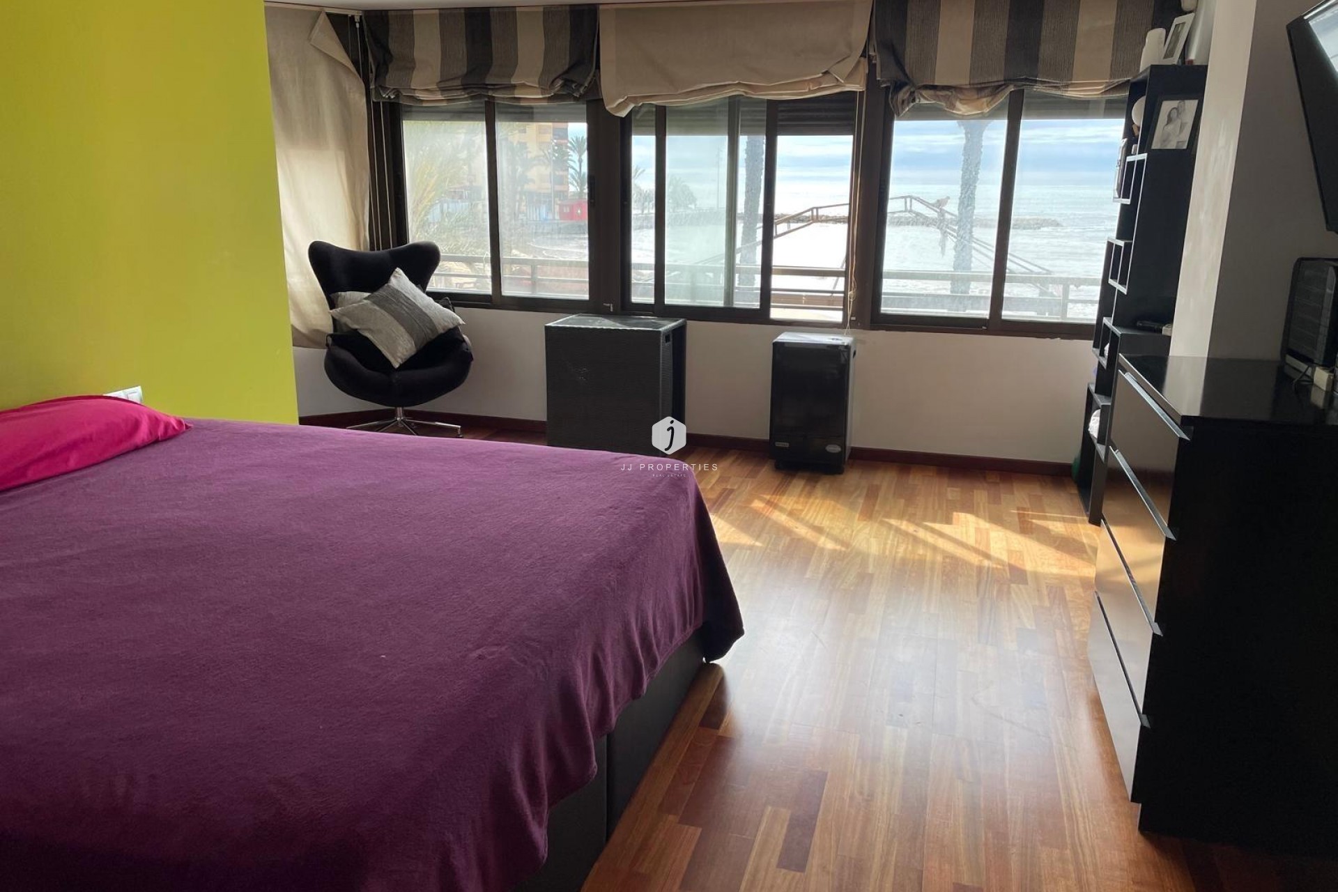 Resale - Duplex -
Torrevieja - Playa del Cura