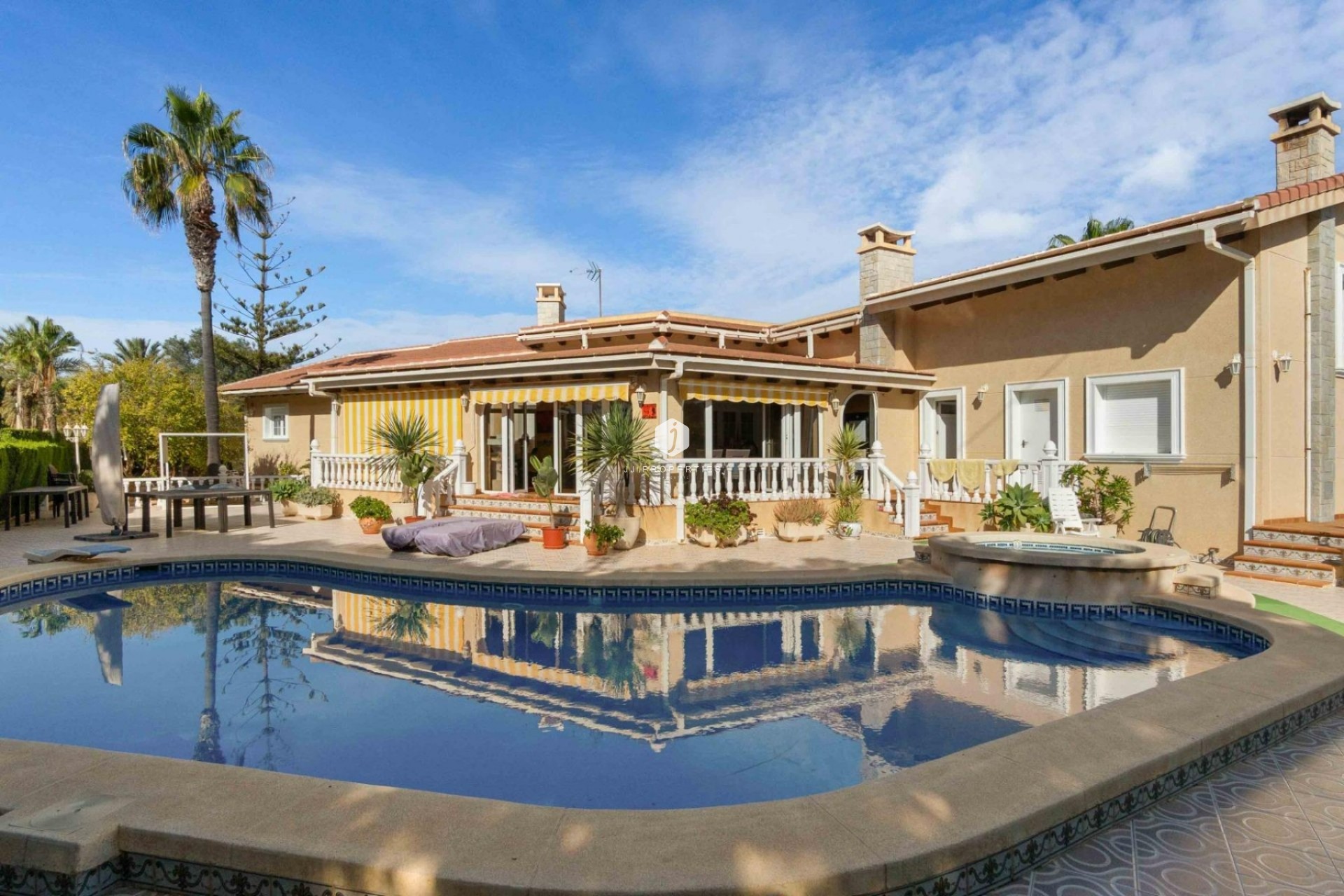 Resale - Luxury villa -
Orihuela Costa - Cabo Roig