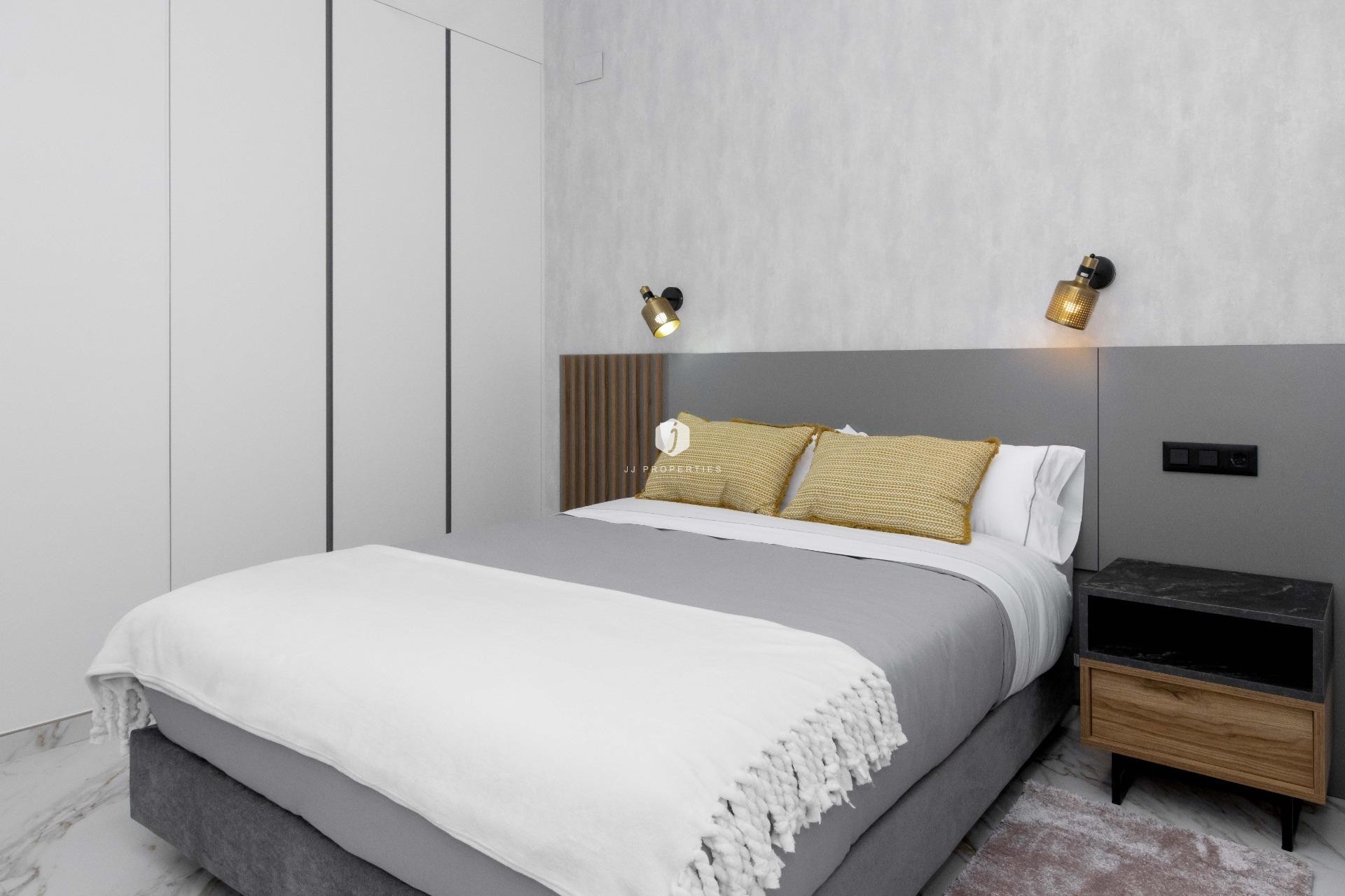 Resale - Penthouse -
Guardamar del Segura - Pueblo