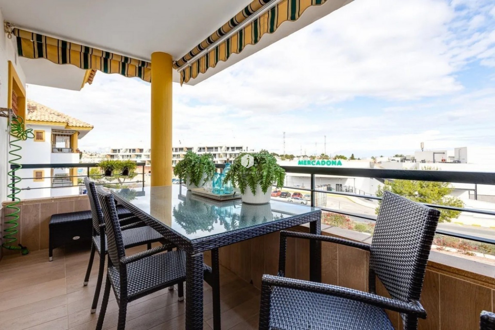 Resale - Penthouse -
Lomas De Campoamor - Inland