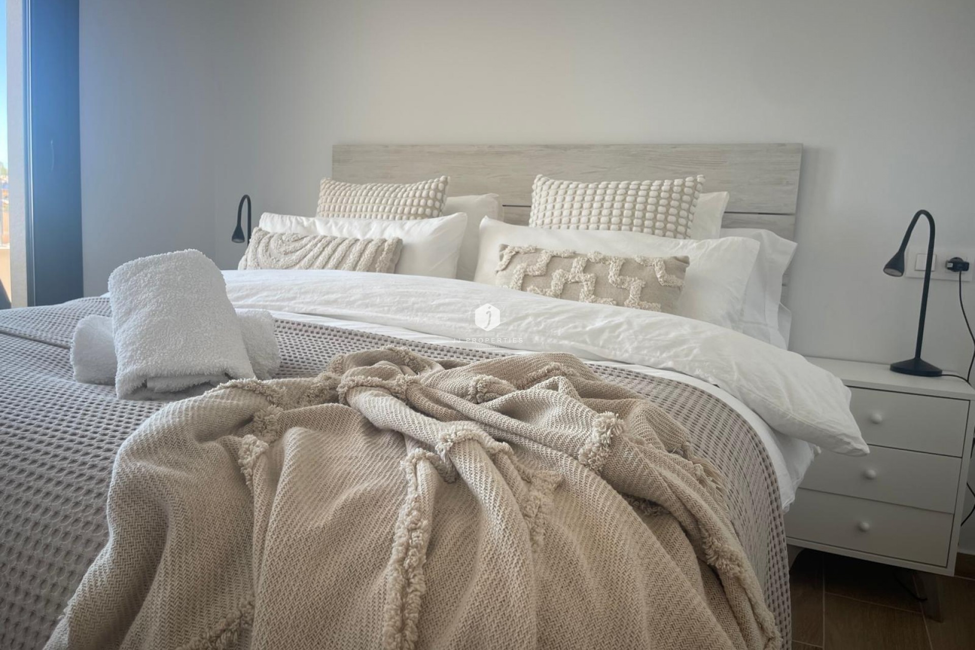 Resale - Penthouse -
Orihuela Costa - Las Filipinas