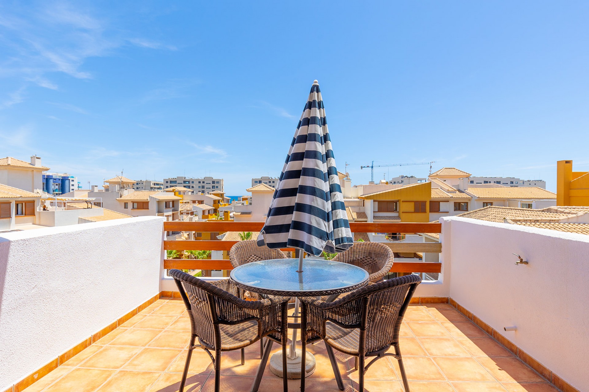 Resale - Penthouse -
Punta Prima - Costa Blanca