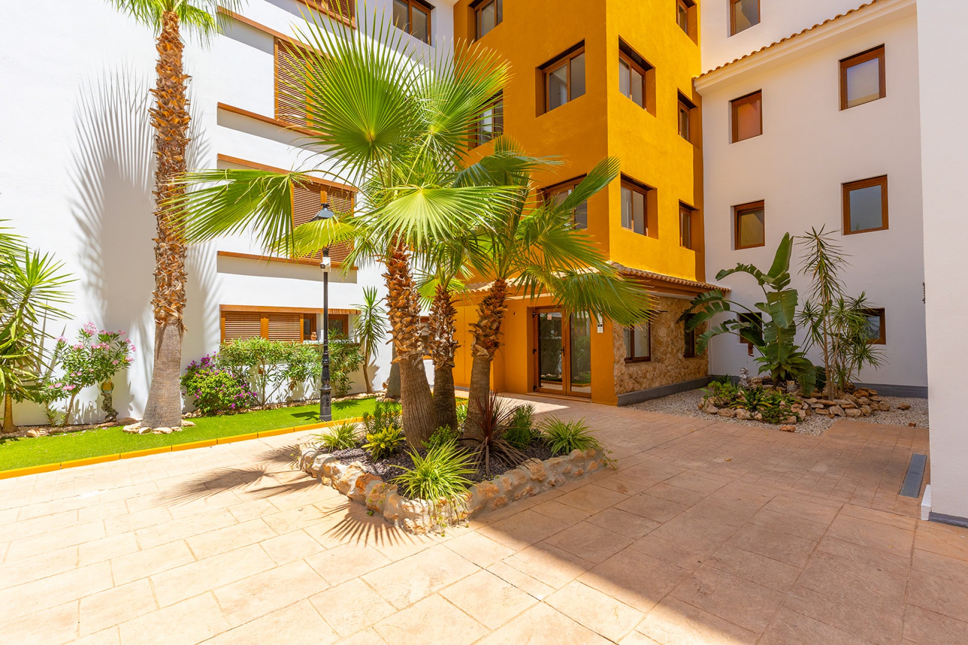 Resale - Penthouse -
Punta Prima - Costa Blanca