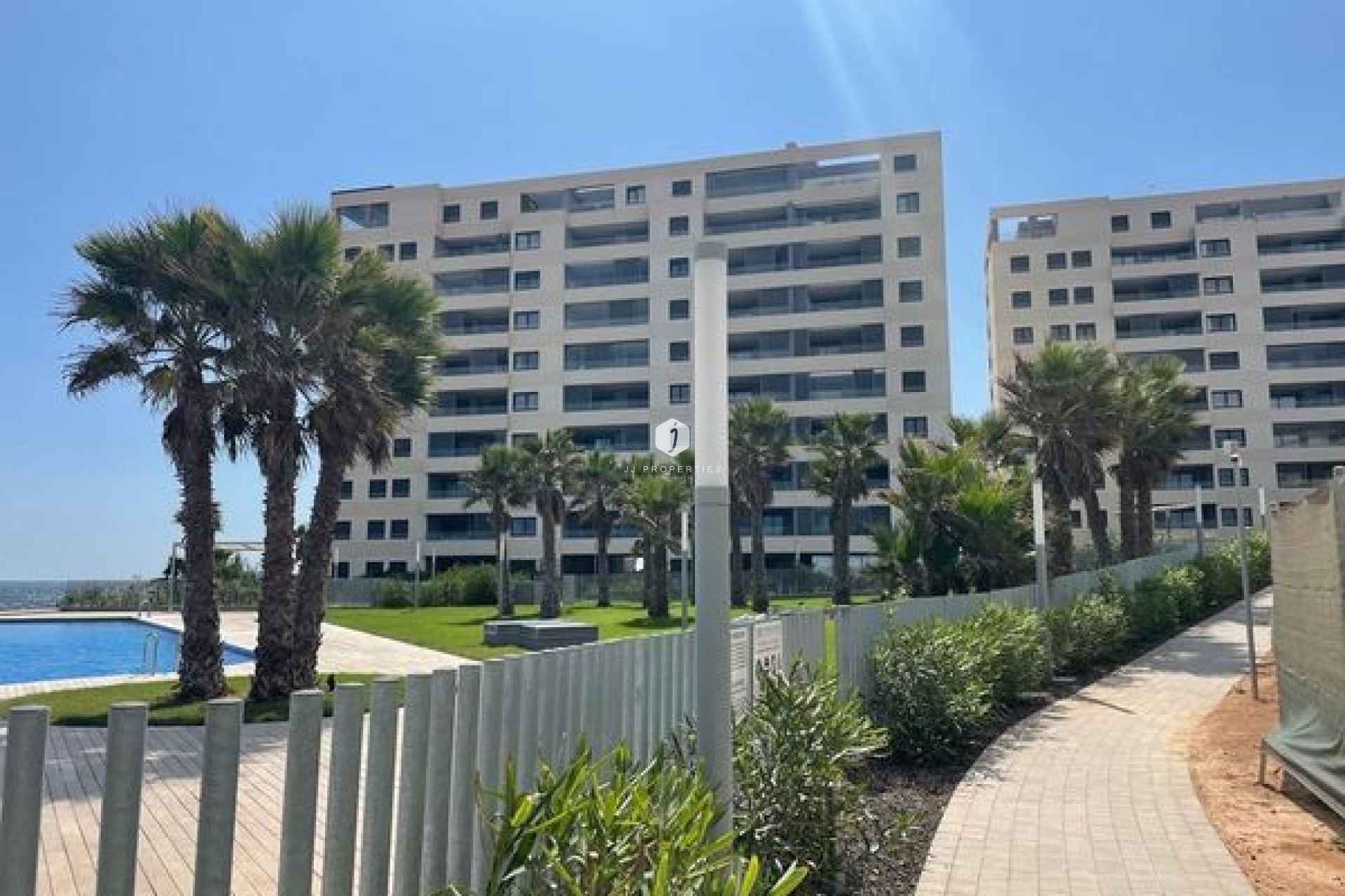Resale - Penthouse -
Punta Prima - Costa Blanca