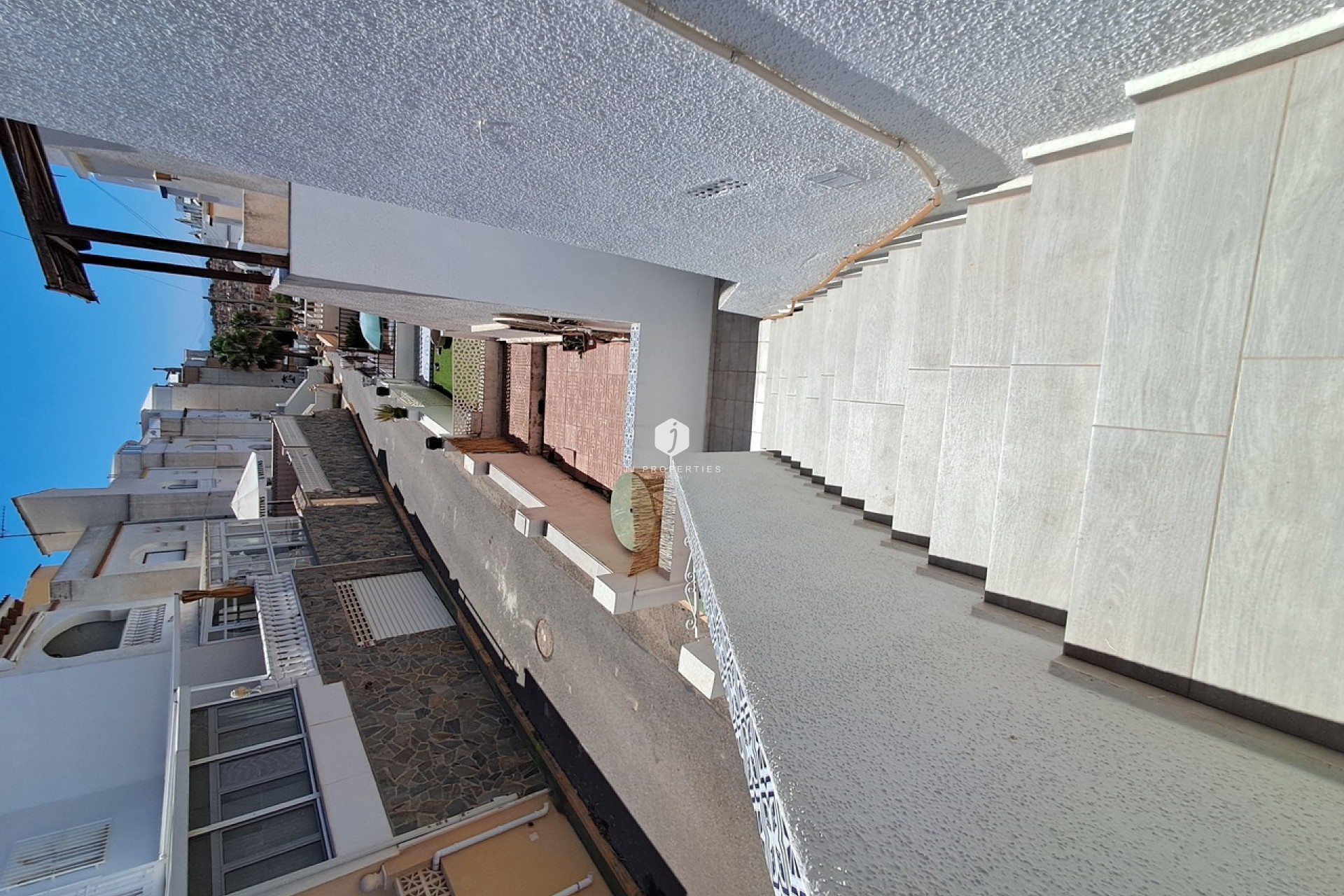 Resale - Penthouse -
San Miguel de Salinas - Inland