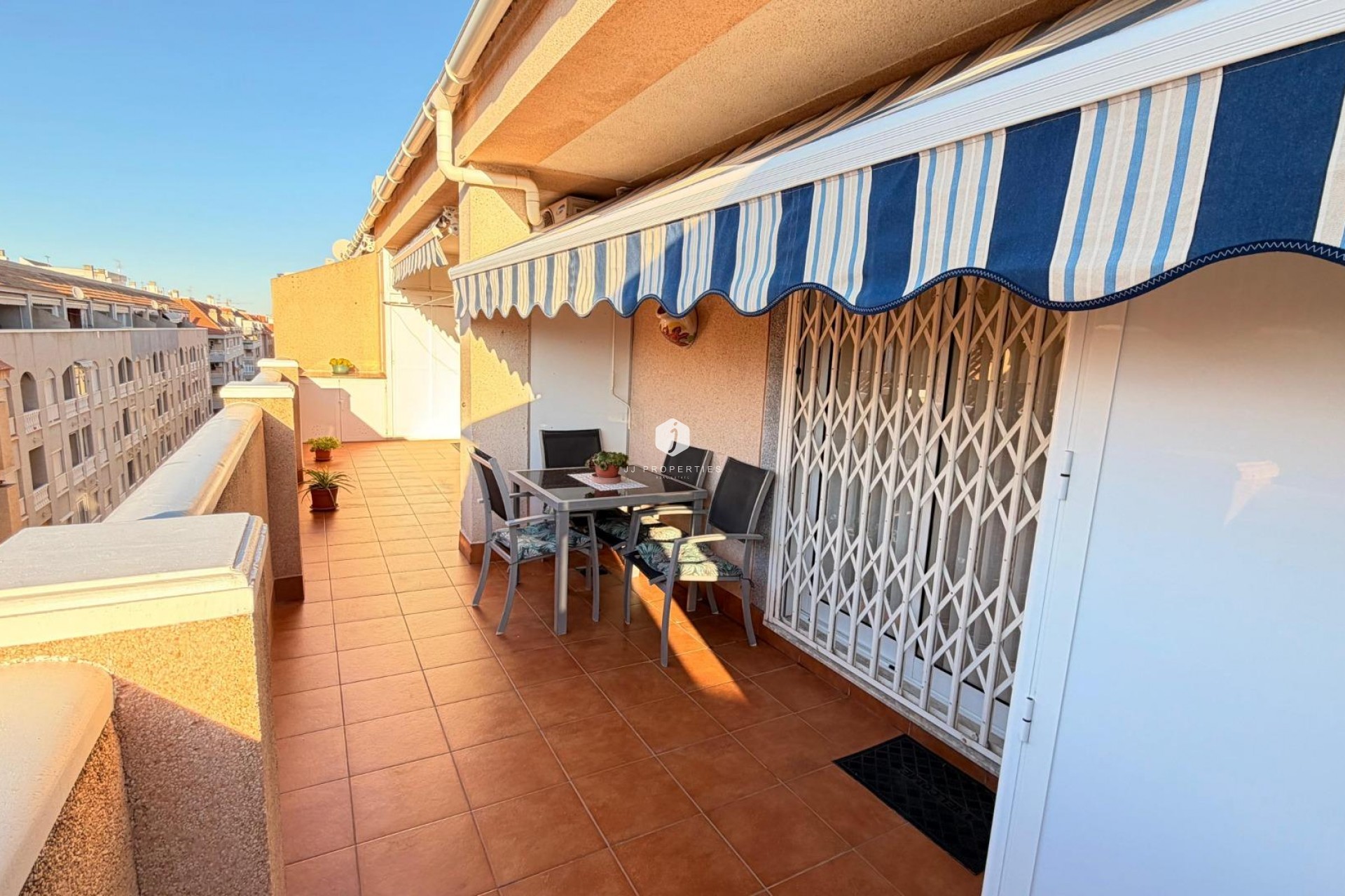 Resale - Penthouse -
Torrevieja - Acequion