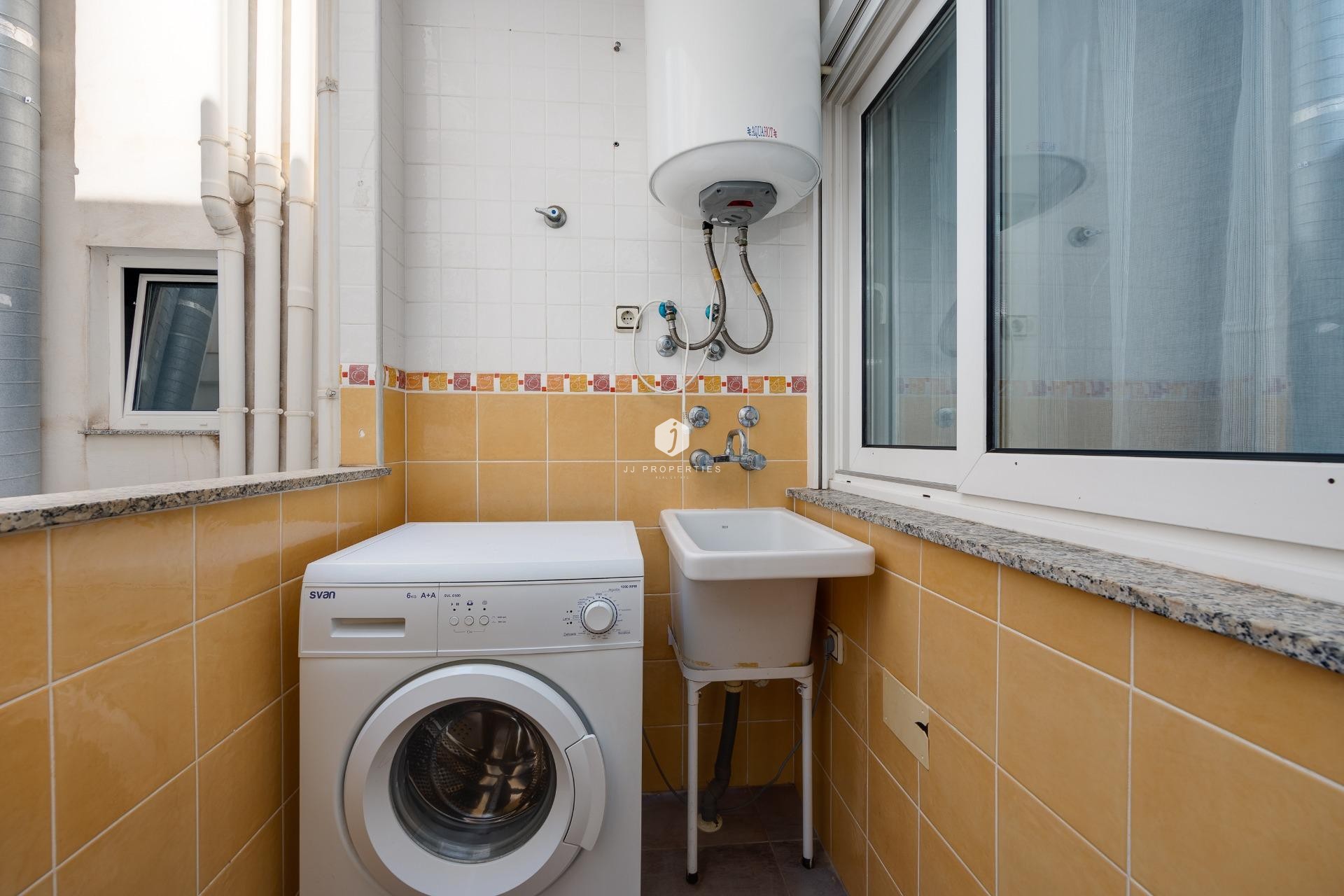 Resale - Penthouse -
Torrevieja - Centro