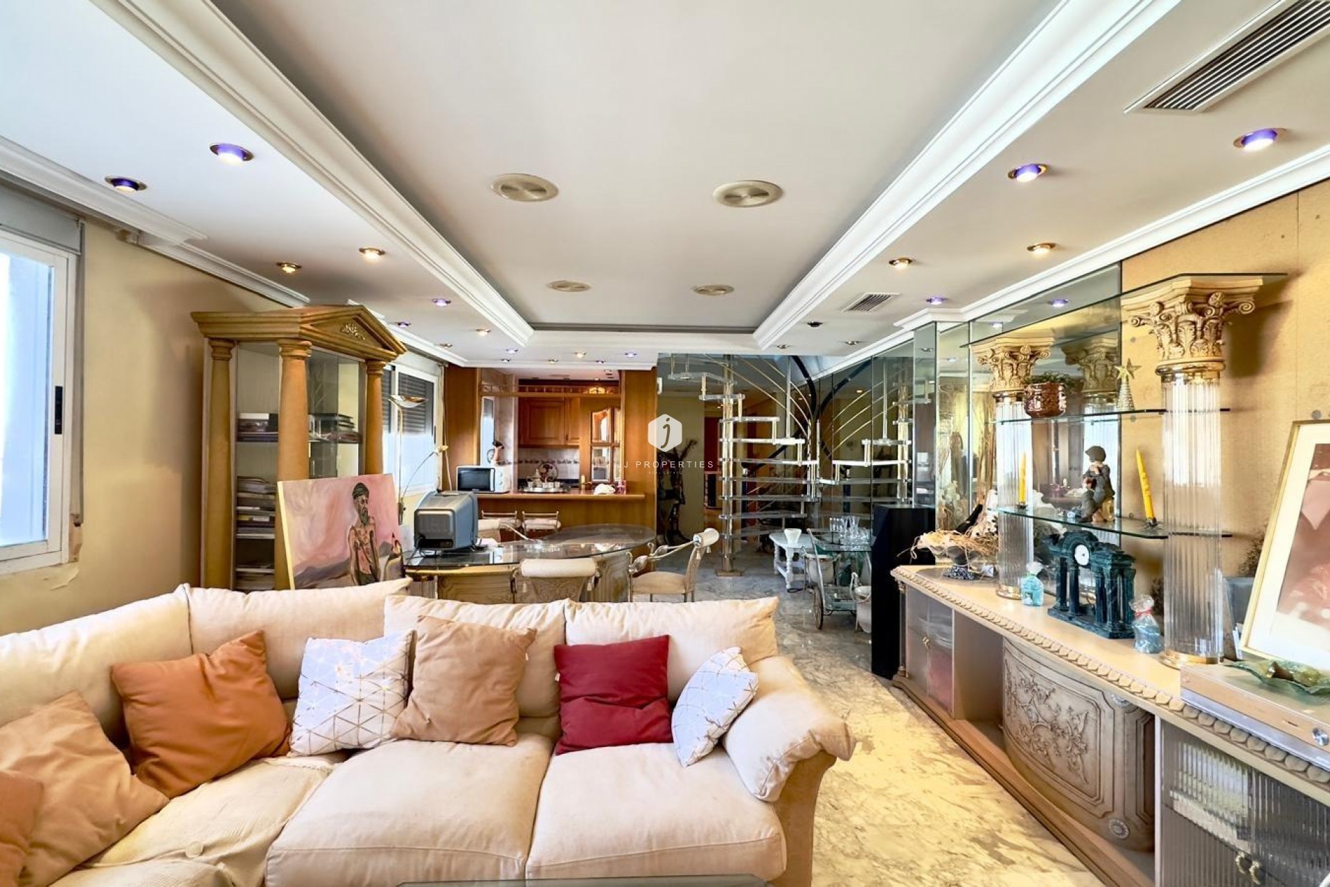 Resale - Penthouse -
Torrevieja - Centro