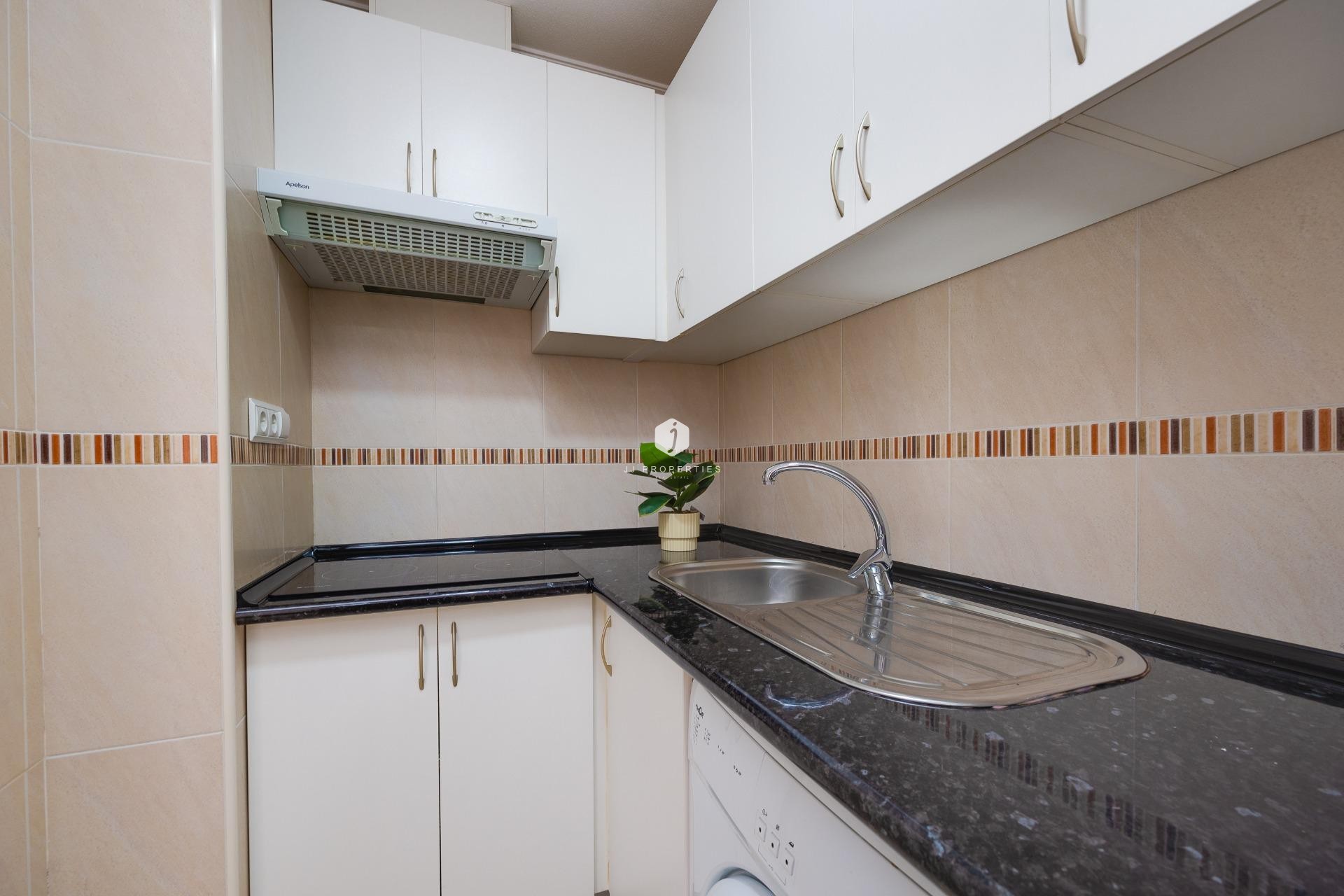 Resale - Penthouse -
Torrevieja - Centro