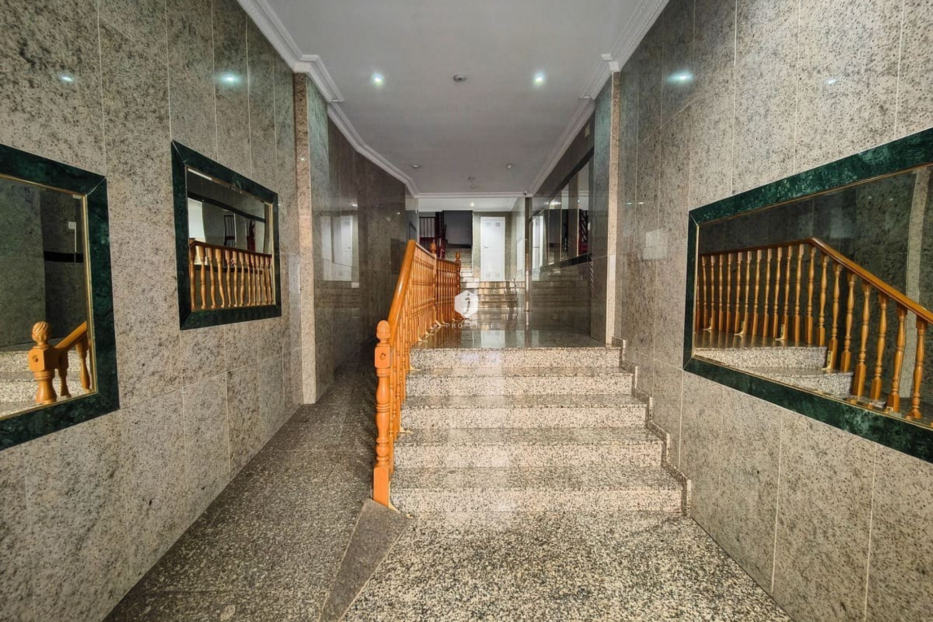 Resale - Penthouse -
Torrevieja - Costa Blanca