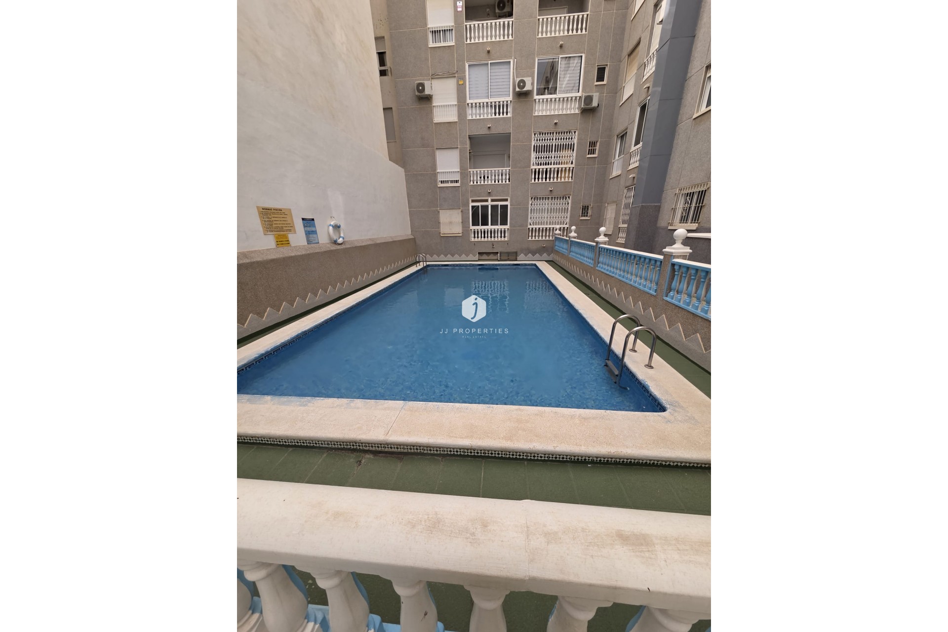 Resale - Penthouse -
Torrevieja - Costa Blanca