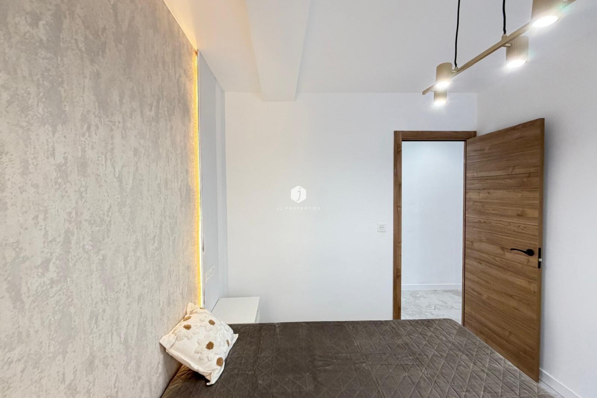 Resale - Penthouse -
Torrevieja - Estacion de autobuses