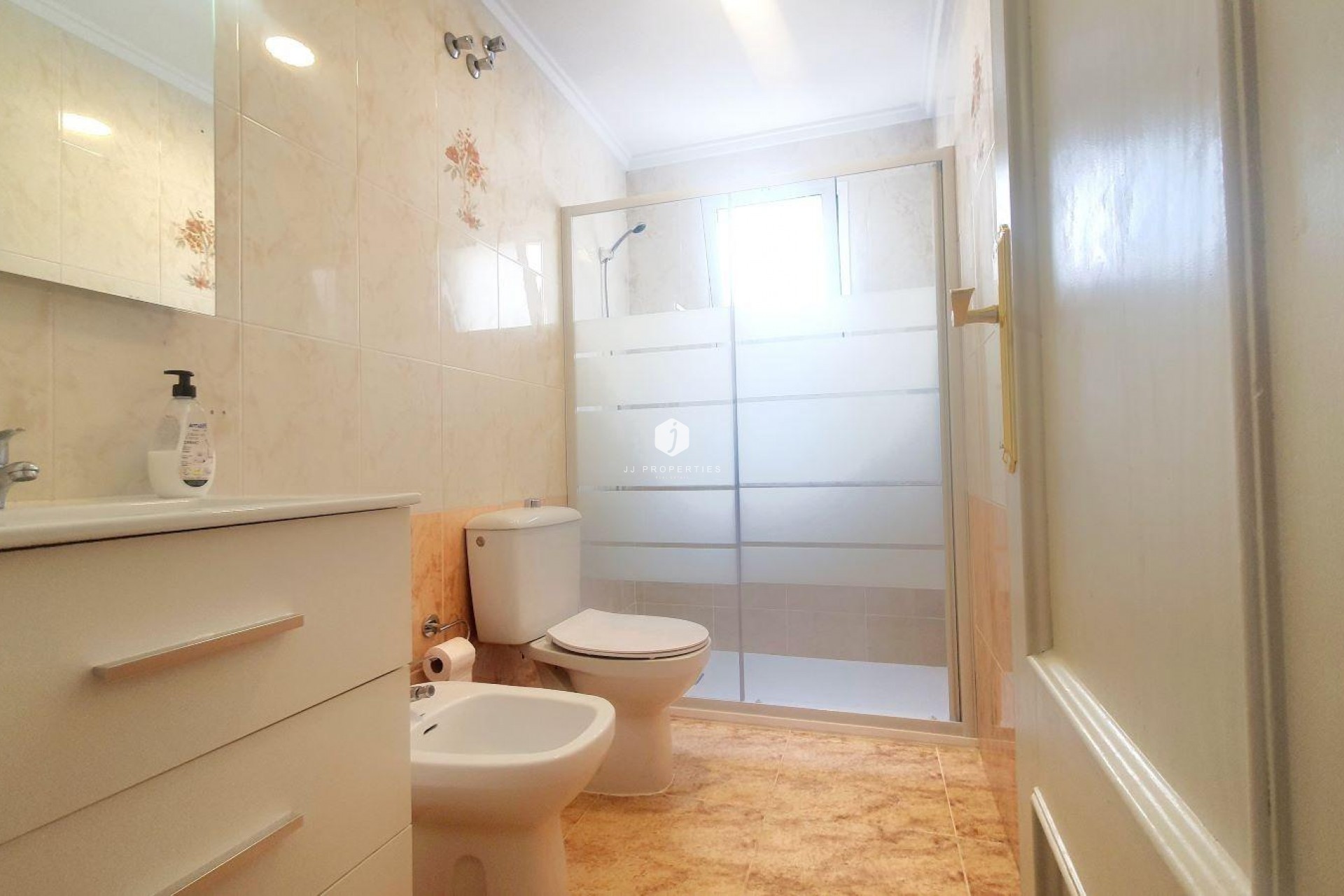 Resale - Penthouse -
Torrevieja - Estacion de autobuses