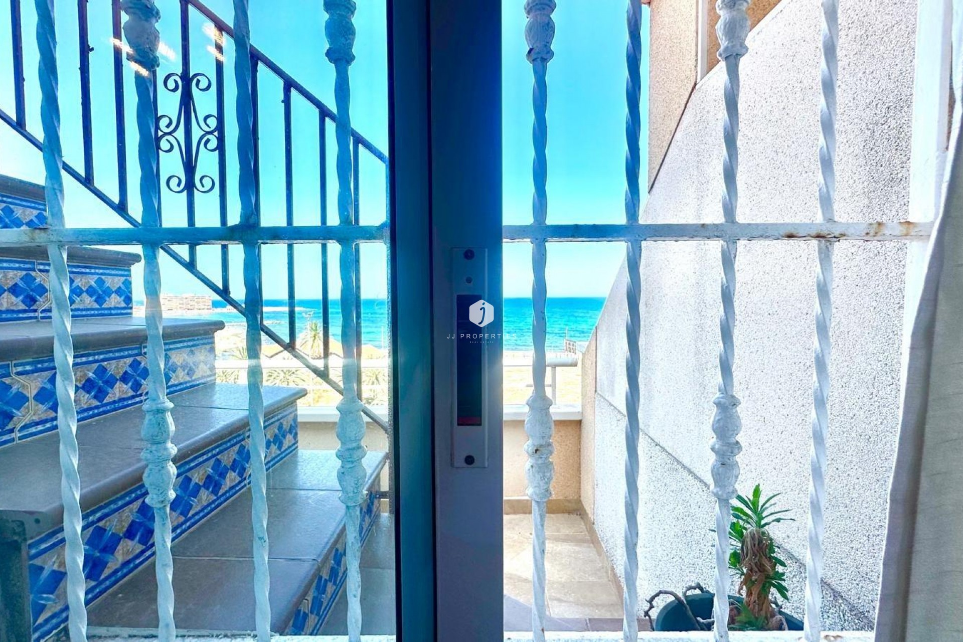 Resale - Penthouse -
Torrevieja - Playa del Cura