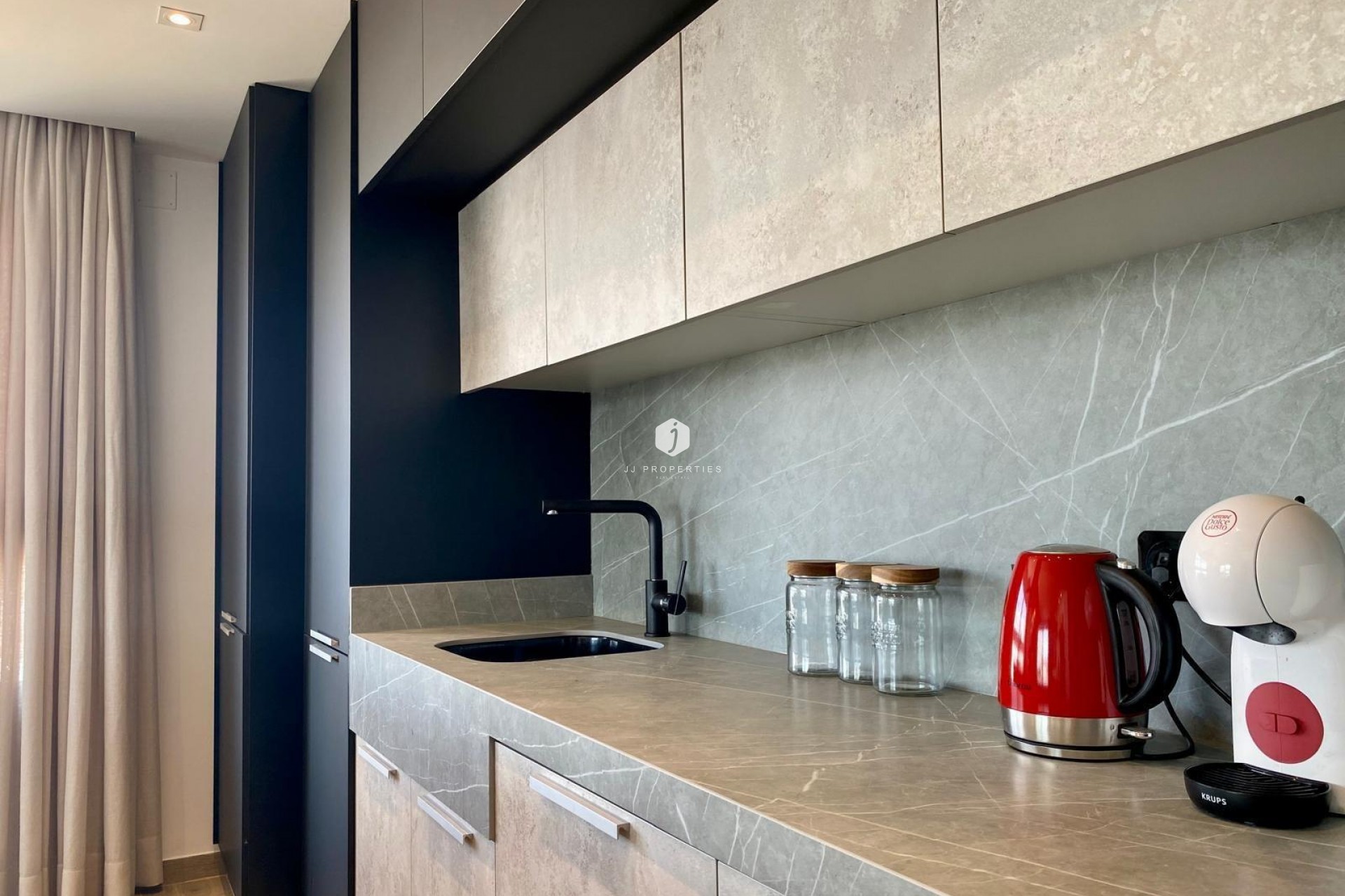 Resale - Penthouse -
Torrevieja - Punta prima