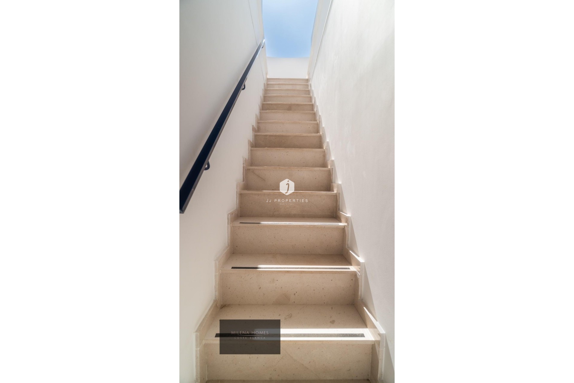 Resale - Penthouse -
Torrevieja - Punta prima