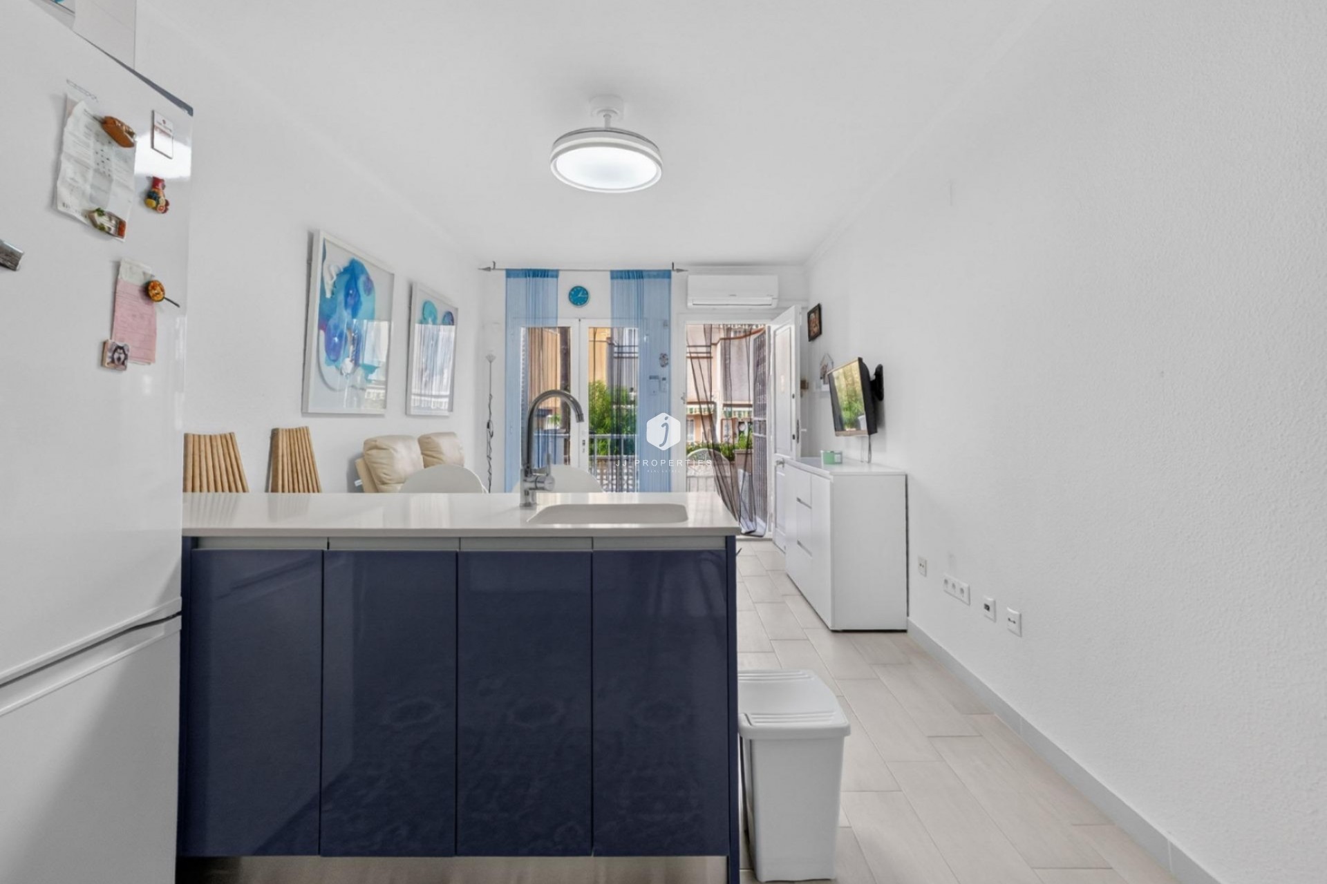 Resale - Townhouse -
Torrevieja - Lago jardin