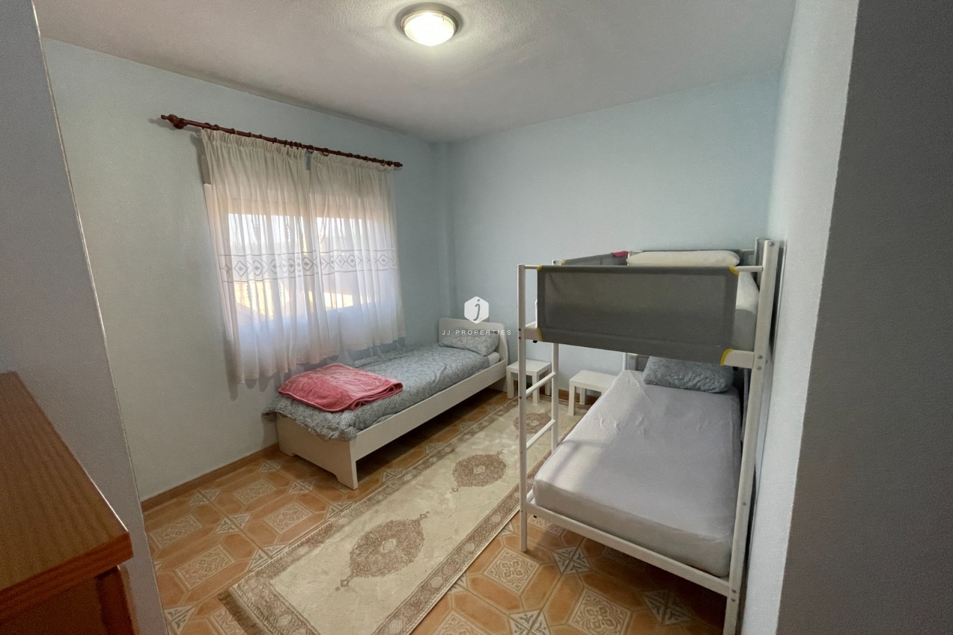 Resale - Villa -
Albatera - Inland