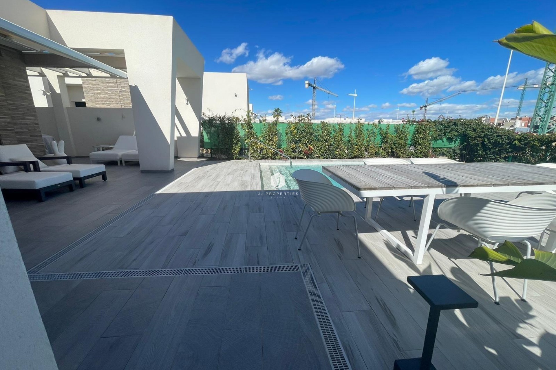 Resale - Villa -
Algorfa - Club De Golf La Finca