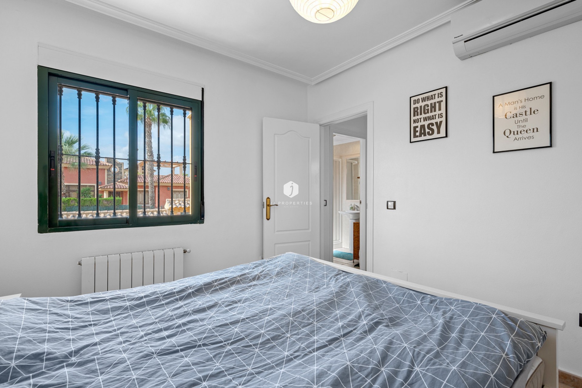 Resale - Villa -
Algorfa - Inland