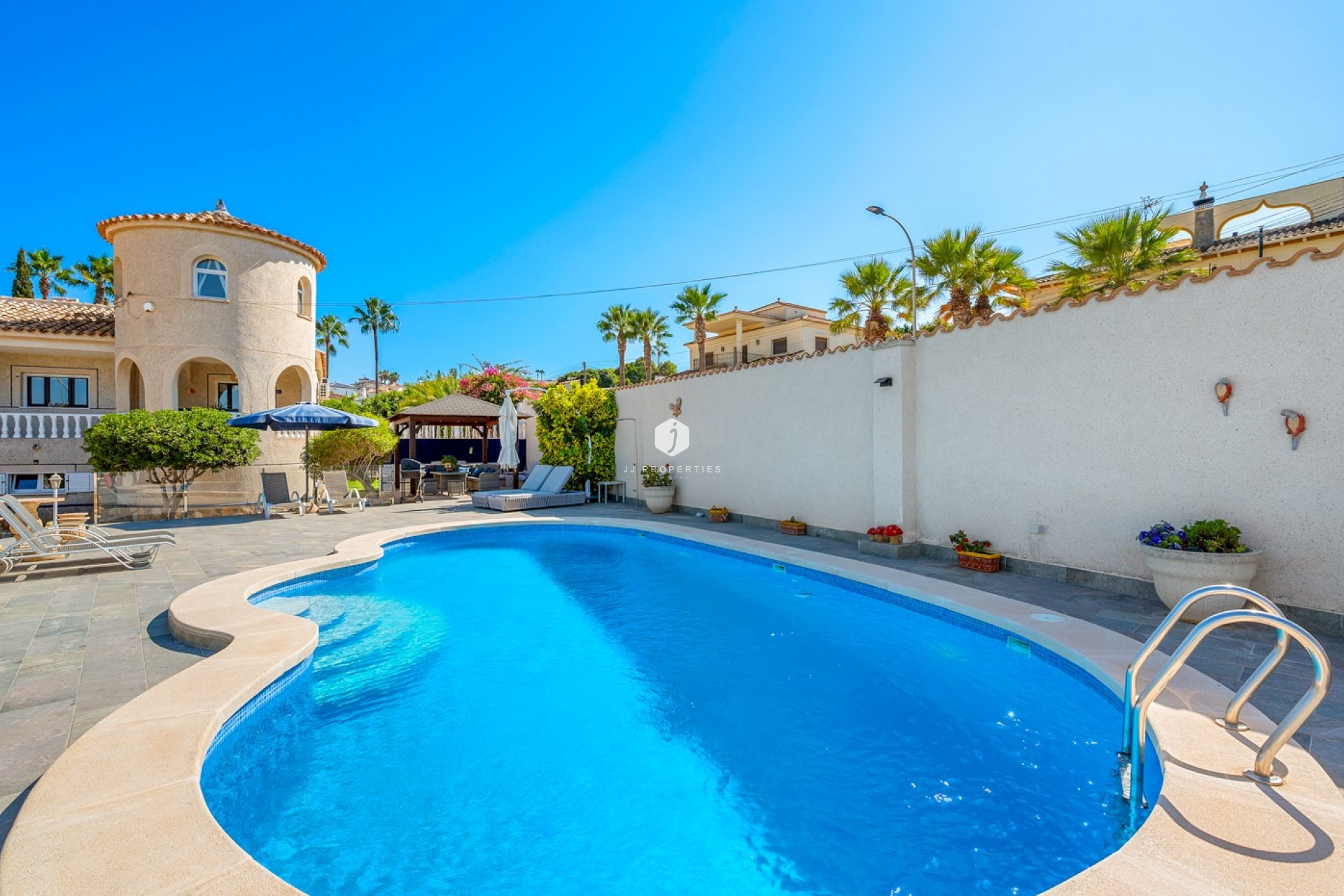 Resale - Villa -
Almoradí - Inland