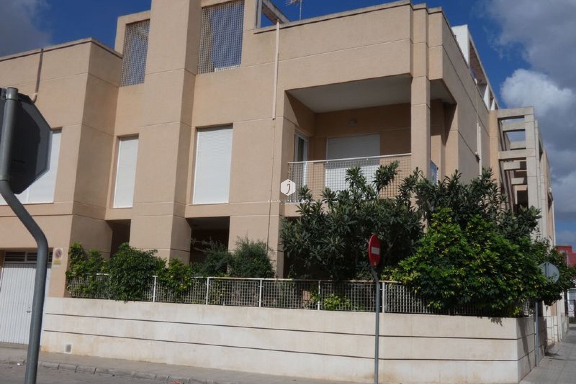 Resale - Villa -
Almoradí - Inland