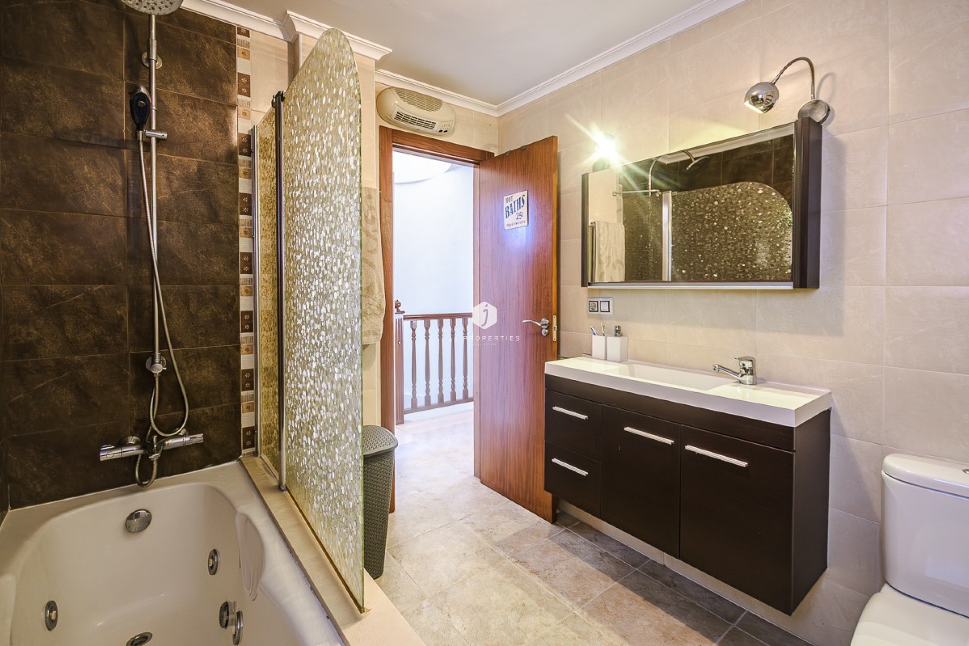 Resale - Villa -
Benferri - Inland