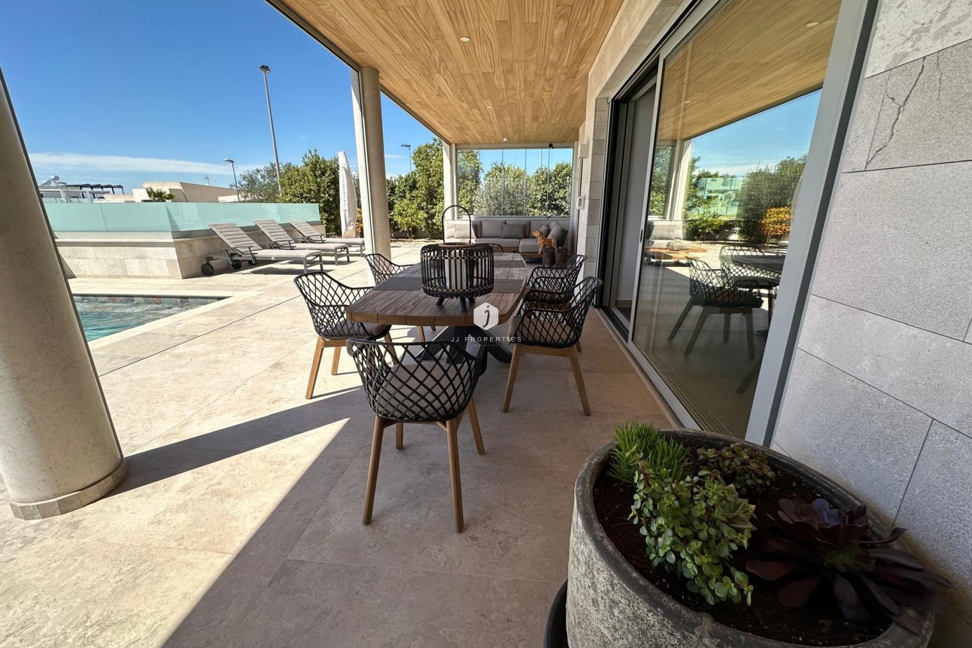 Resale - Villa -
Benijofar - Costa Blanca