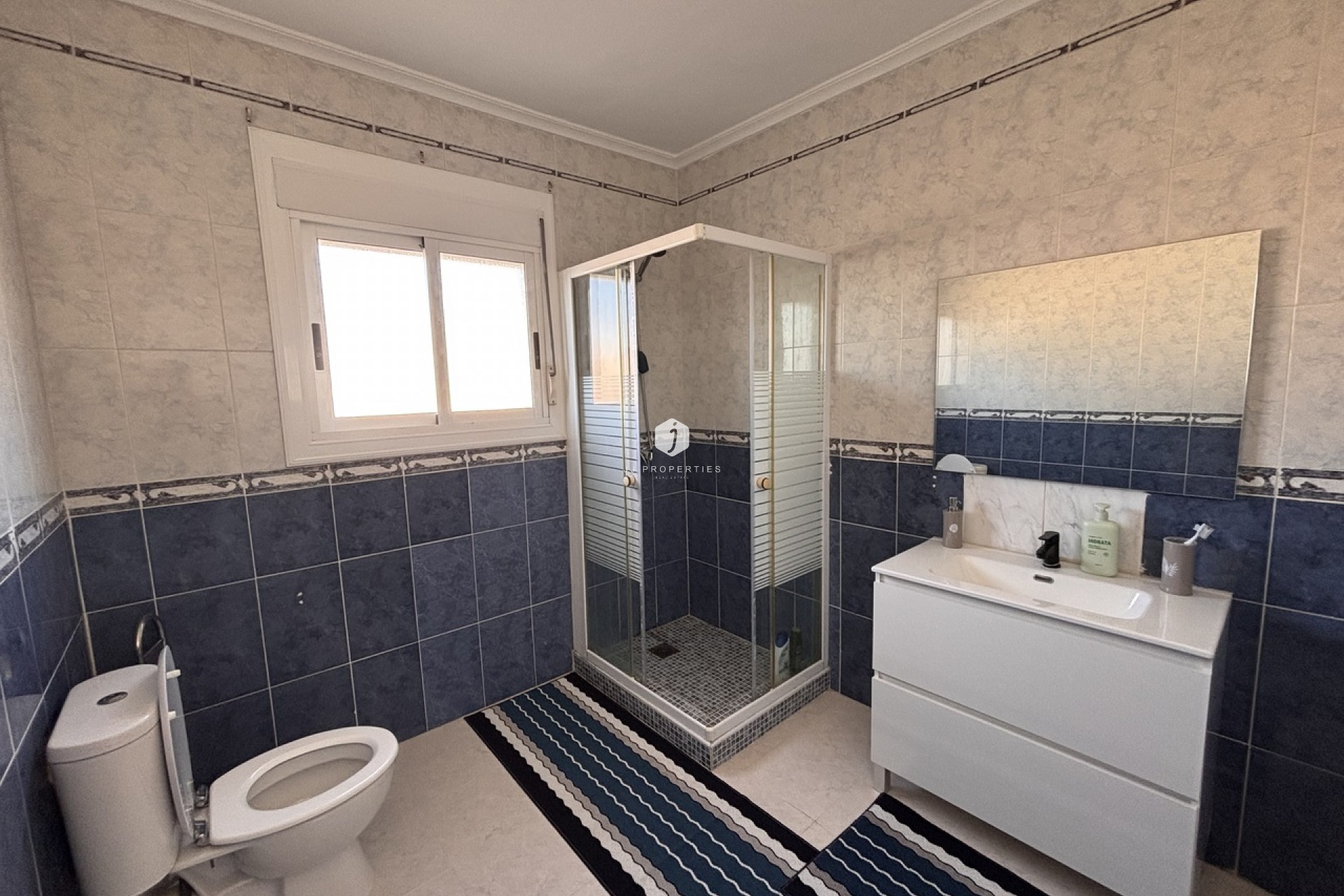 Resale - Villa -
Benijofar - Costa Blanca