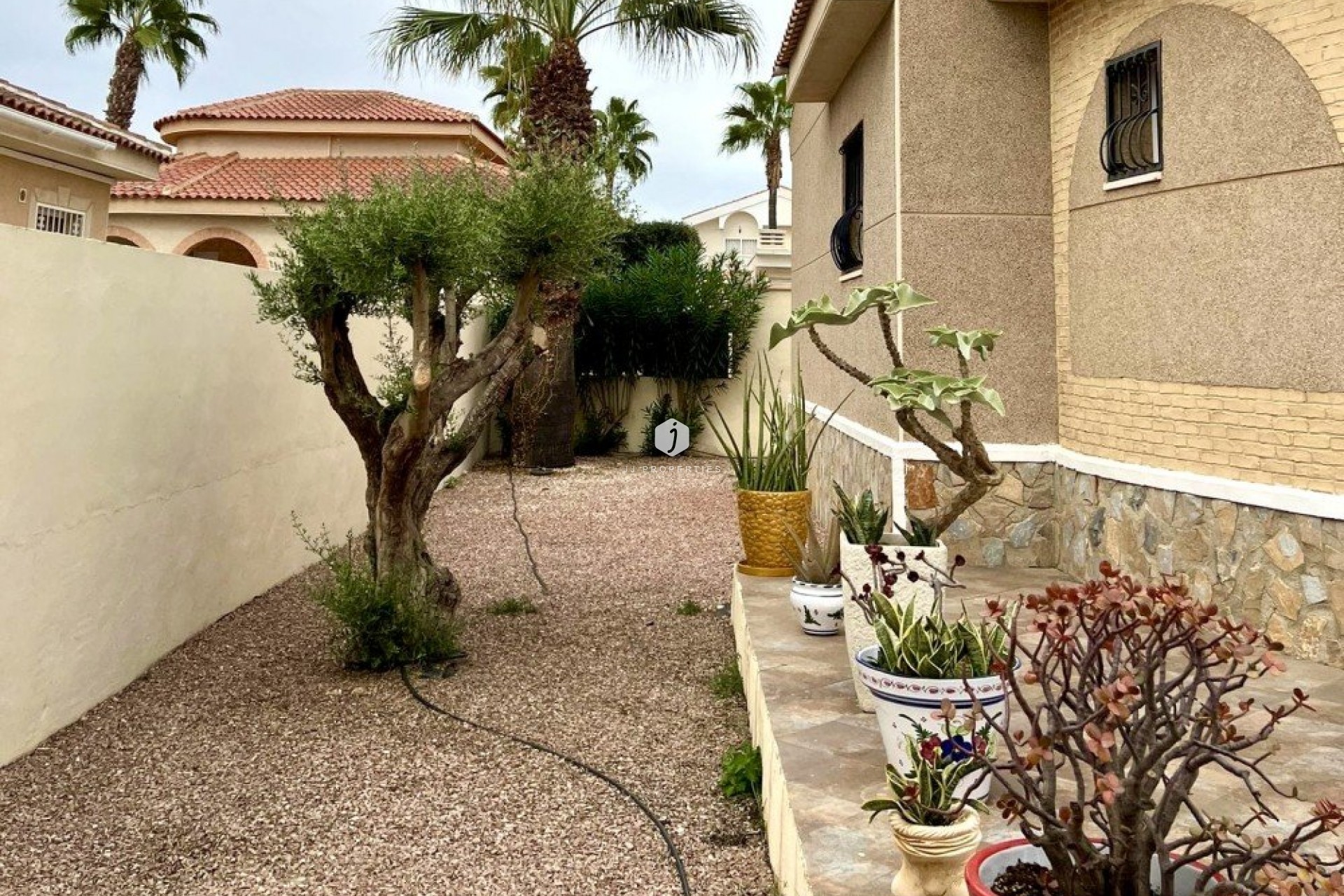 Resale - Villa -
Benijofar - Costa Blanca