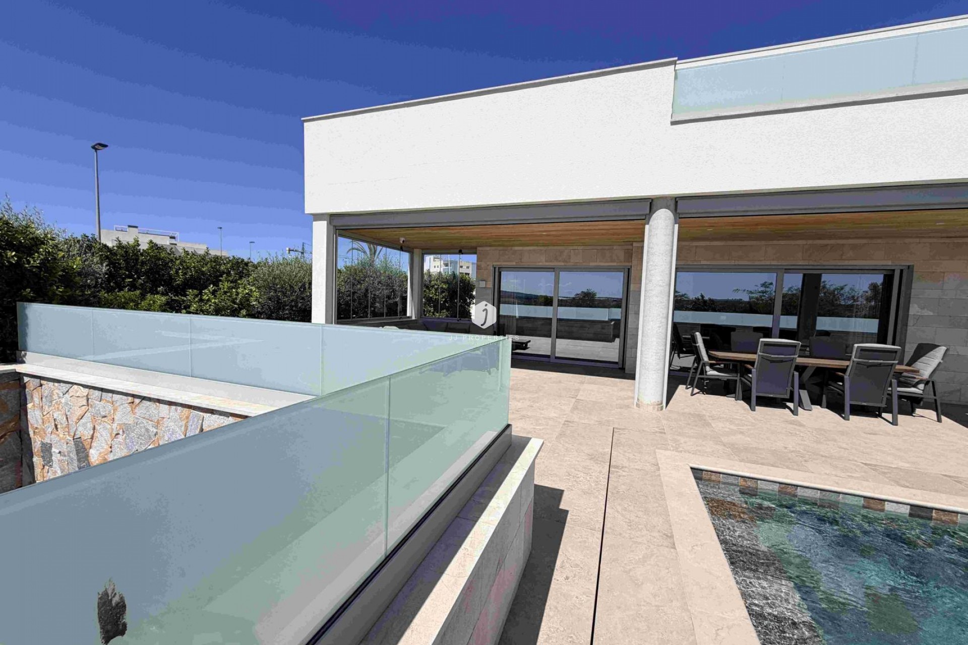 Resale - Villa -
Benijofar - Costa Blanca