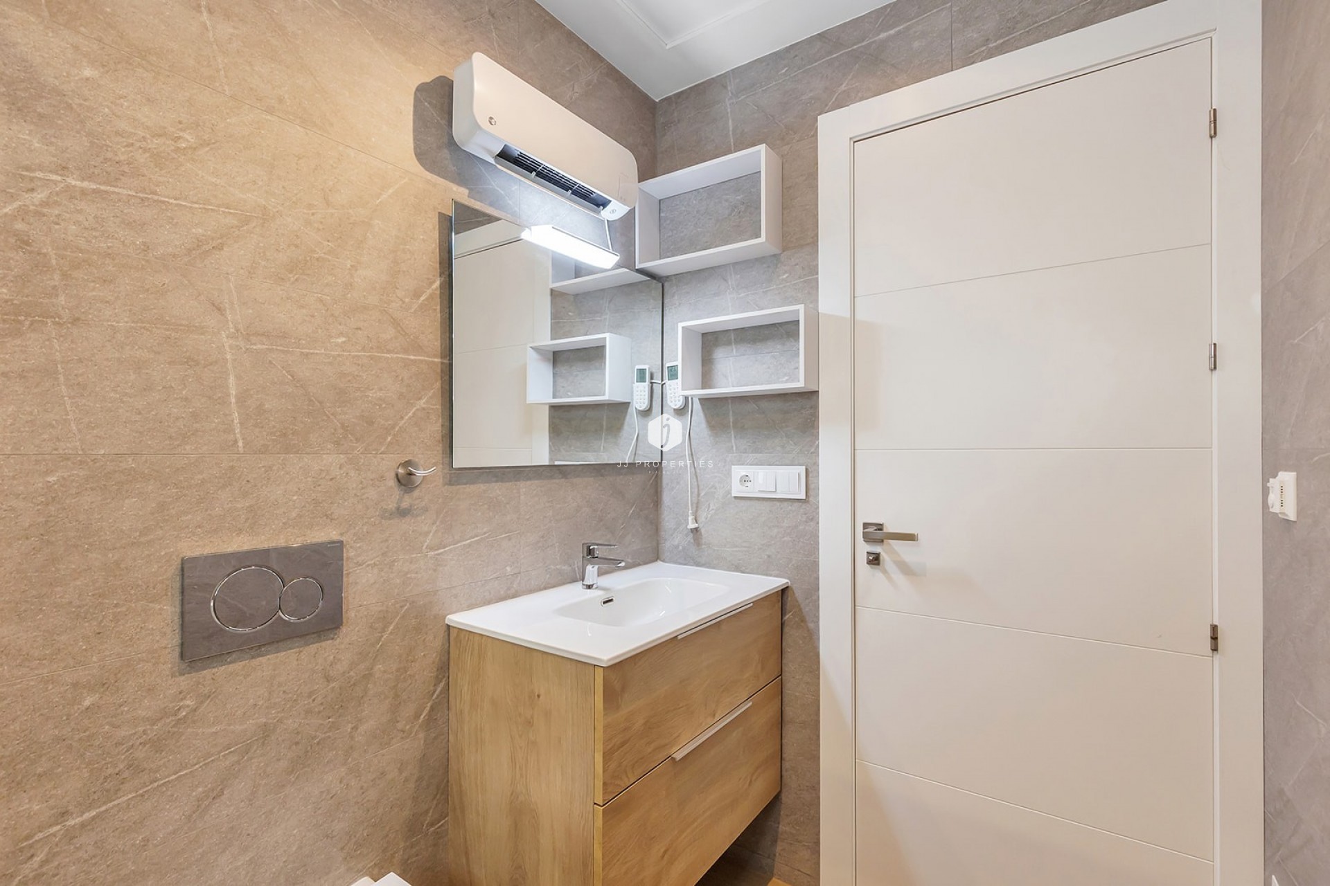 Resale - Villa -
Benijofar - Costa Blanca