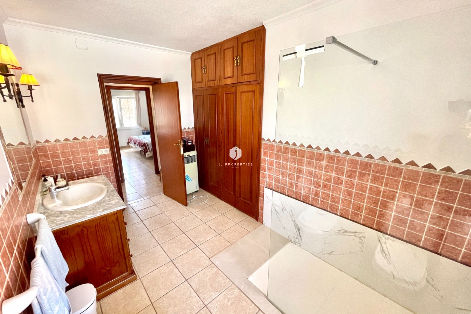 Resale - Villa -
Benijofar - Costa Blanca