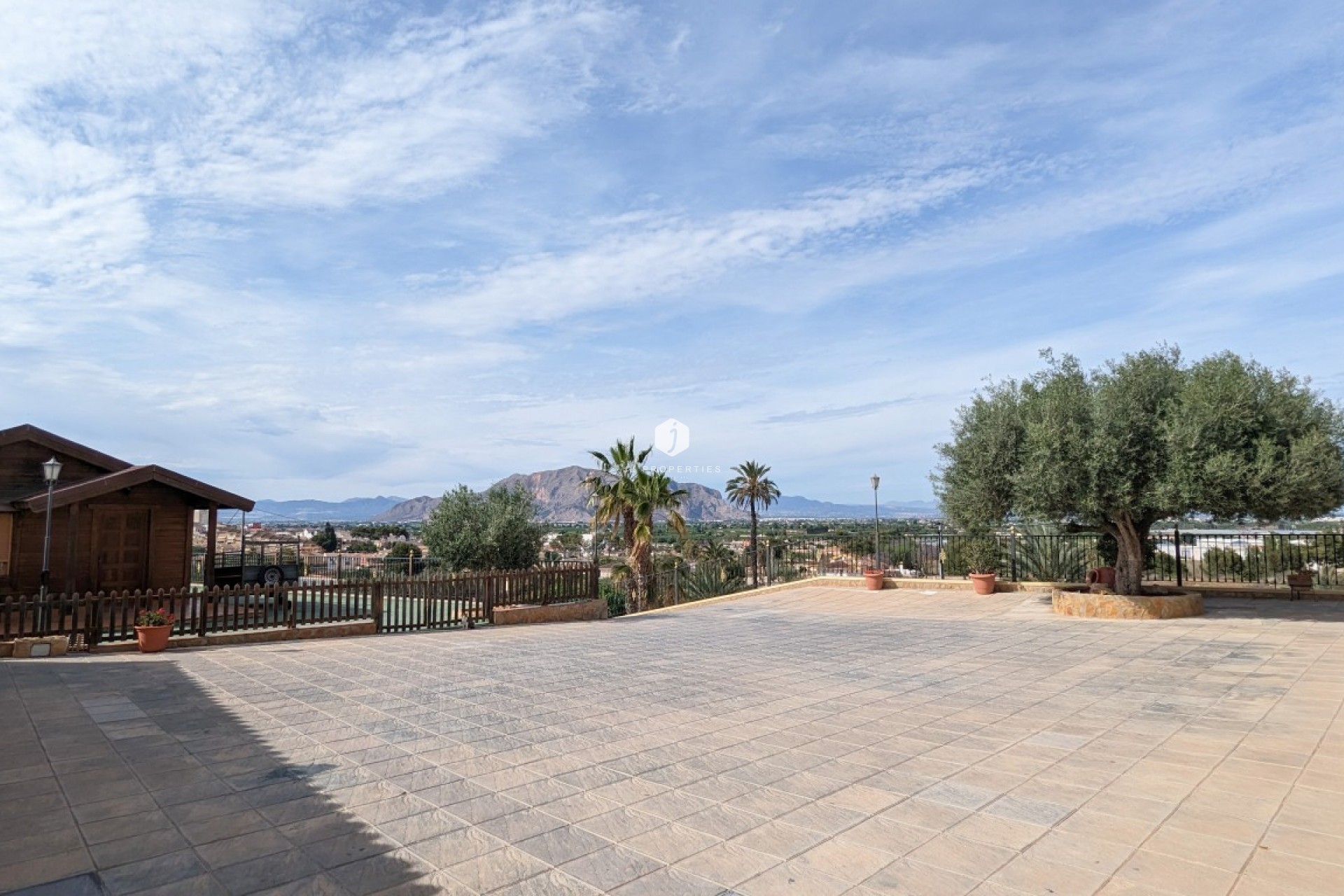 Resale - Villa -
Bigastro - Inland