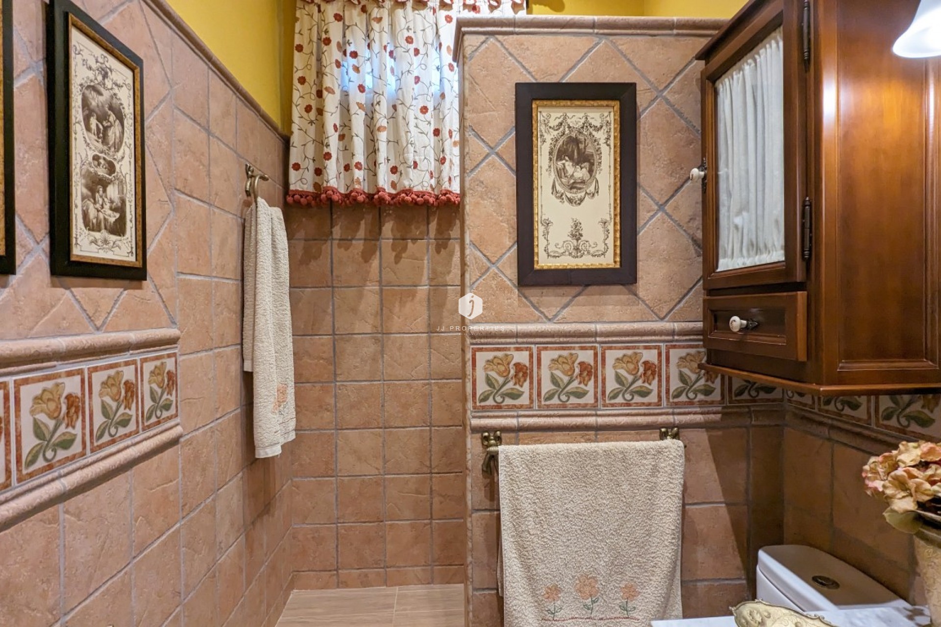 Resale - Villa -
Bigastro - Inland