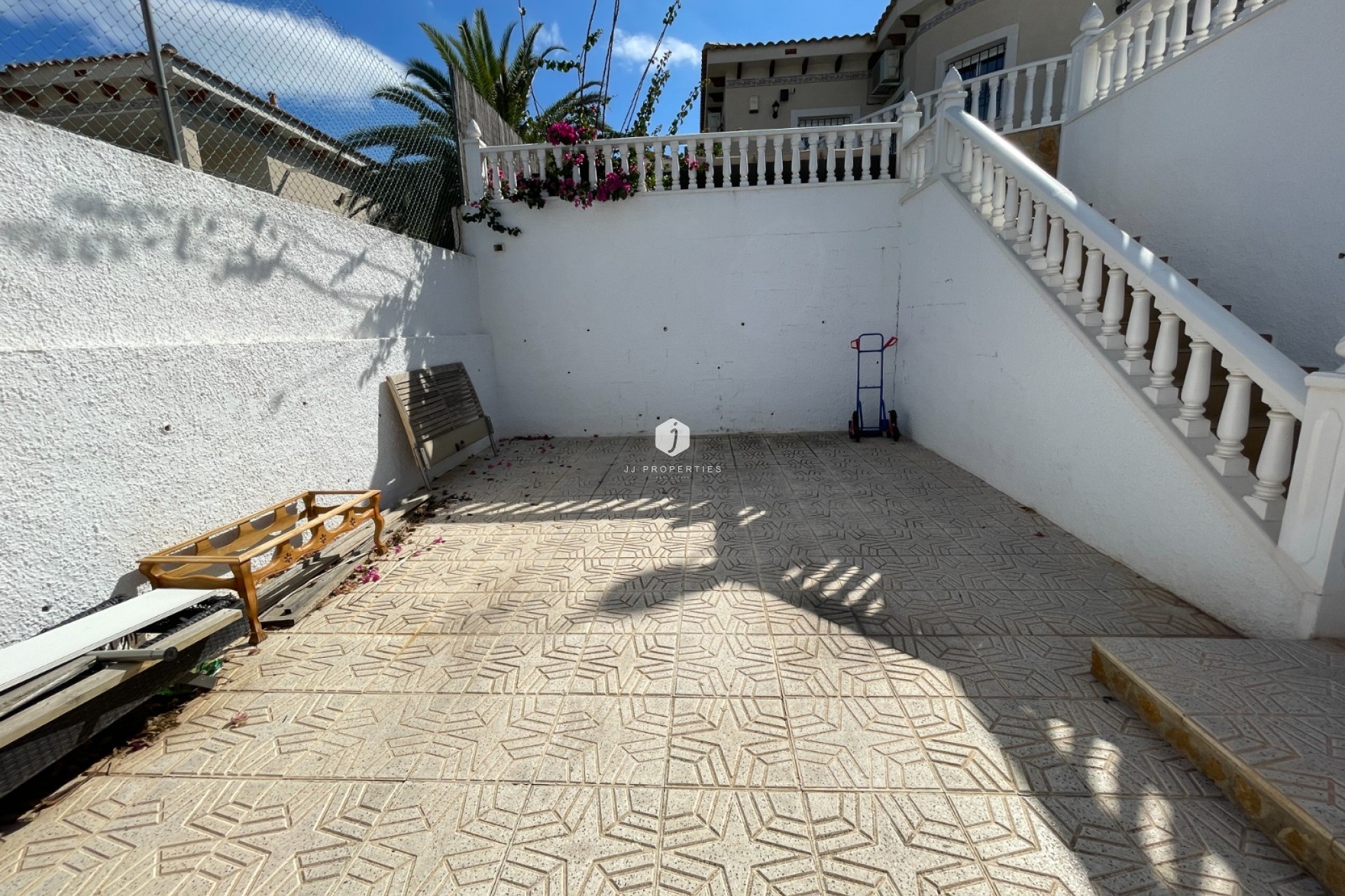 Resale - Villa -
Bigastro - Inland