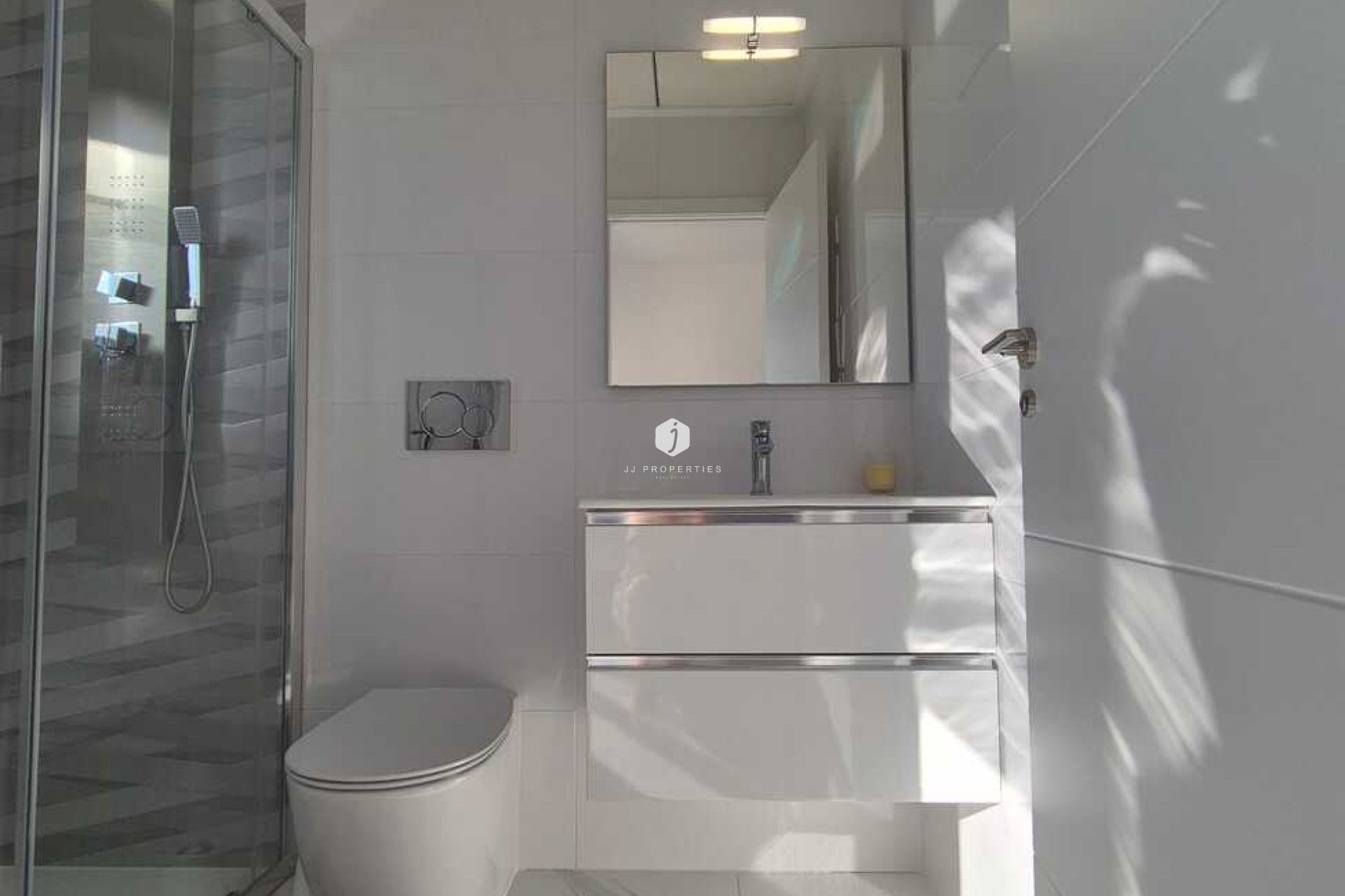 Resale - Villa -
Bigastro - Inland